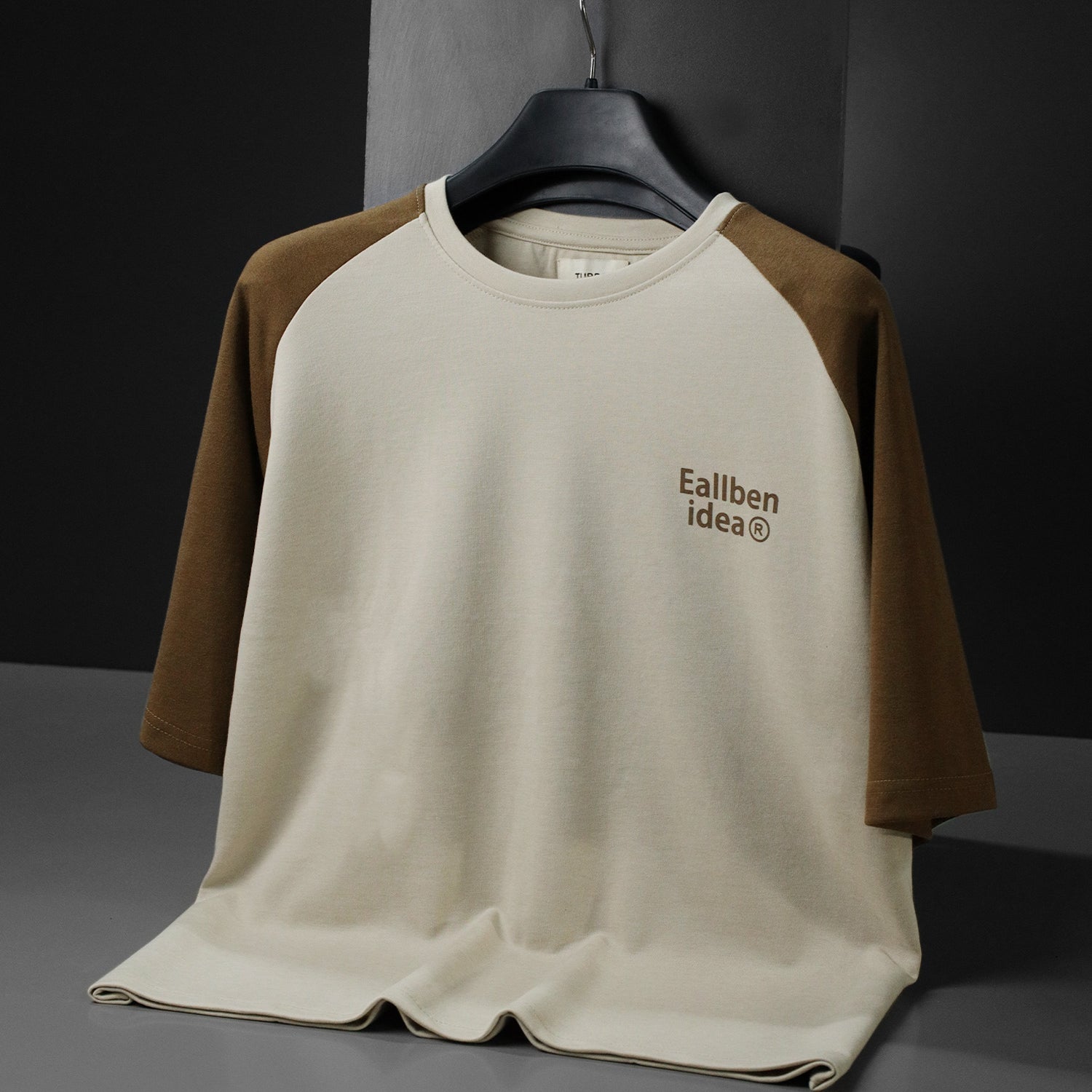 Turbo Relaxed-Fit Raglan Oversize Tee