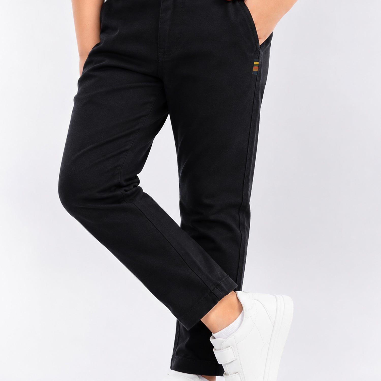 Turbo Regular Slim Fit Cotton Pant For Boys In Black