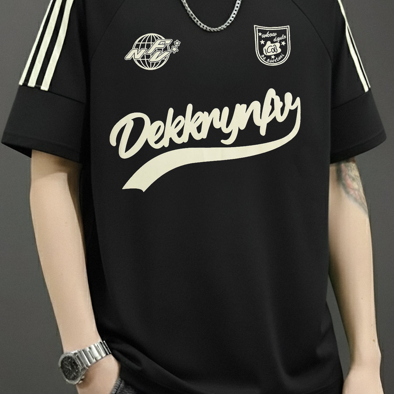 3 Stripes Graphic Typography Round Neck T-shirt*