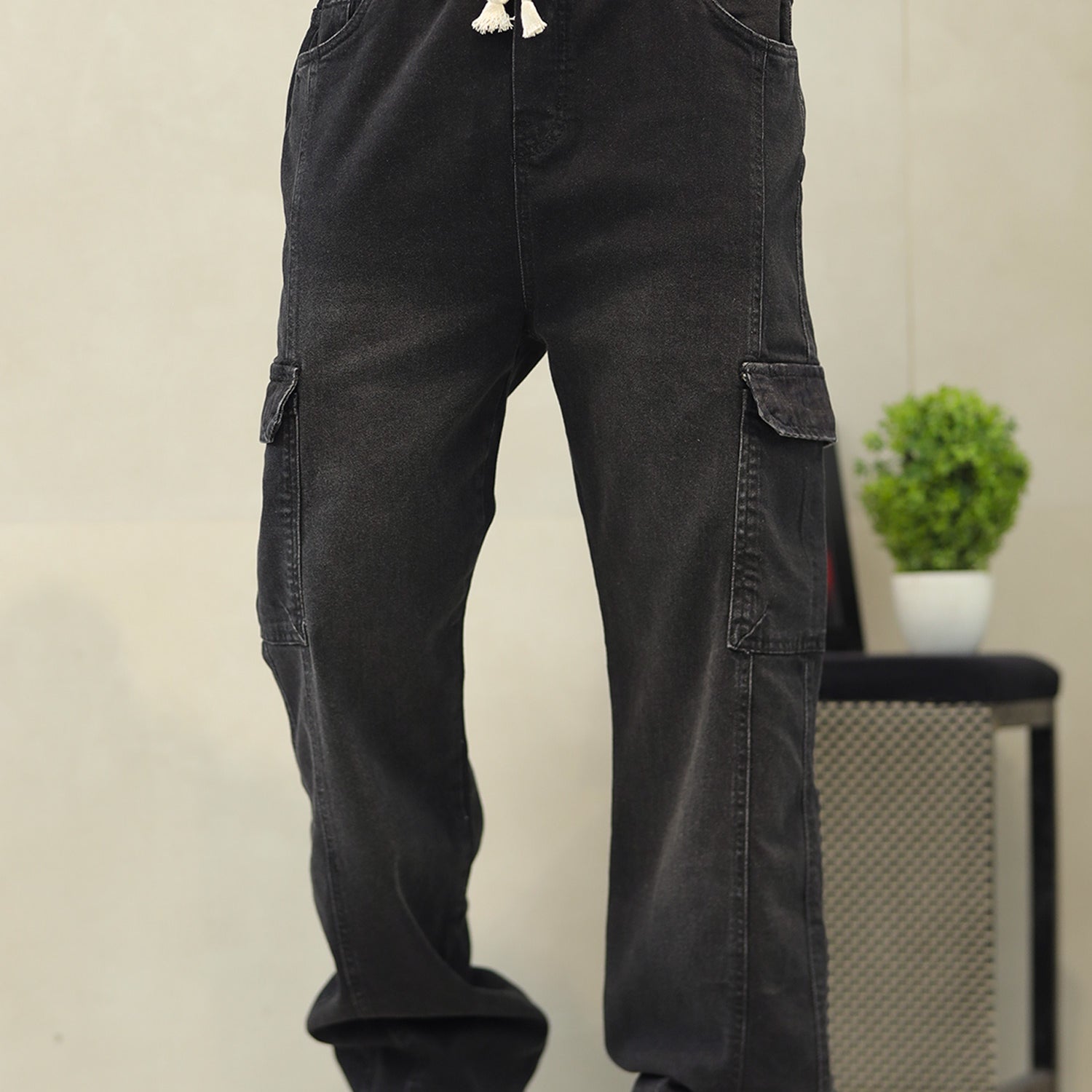 Turbo Cargo Fit Denim Baggy Jeans In Charcoal Black