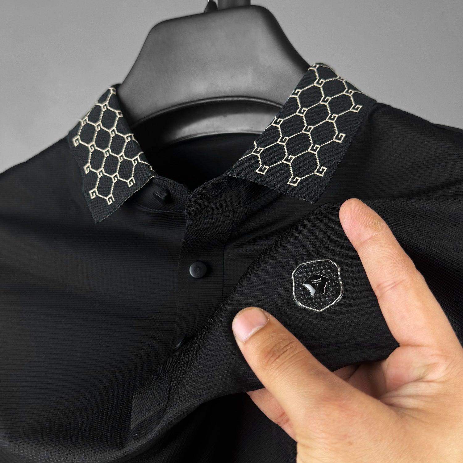 Turbo Diamond Motif Collar Stitchless Men's Polo Shirt