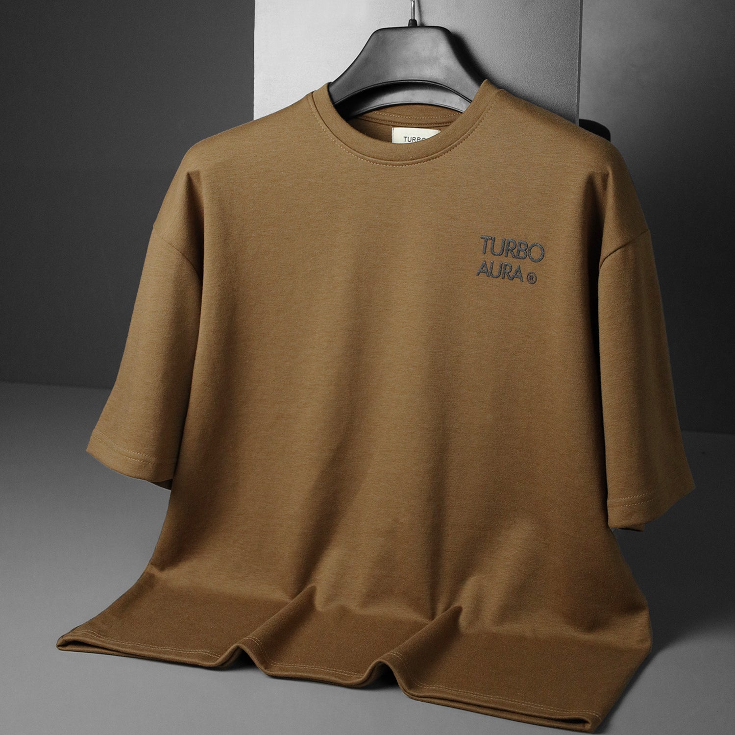 Turbo Calm Edge Men's Oversize Tee