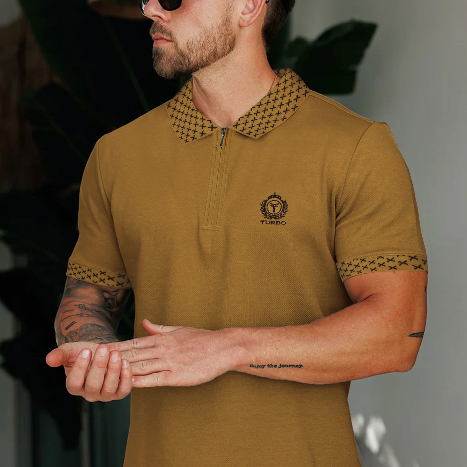 Turbo Abstract Zip Collar Men's Polo Shirt