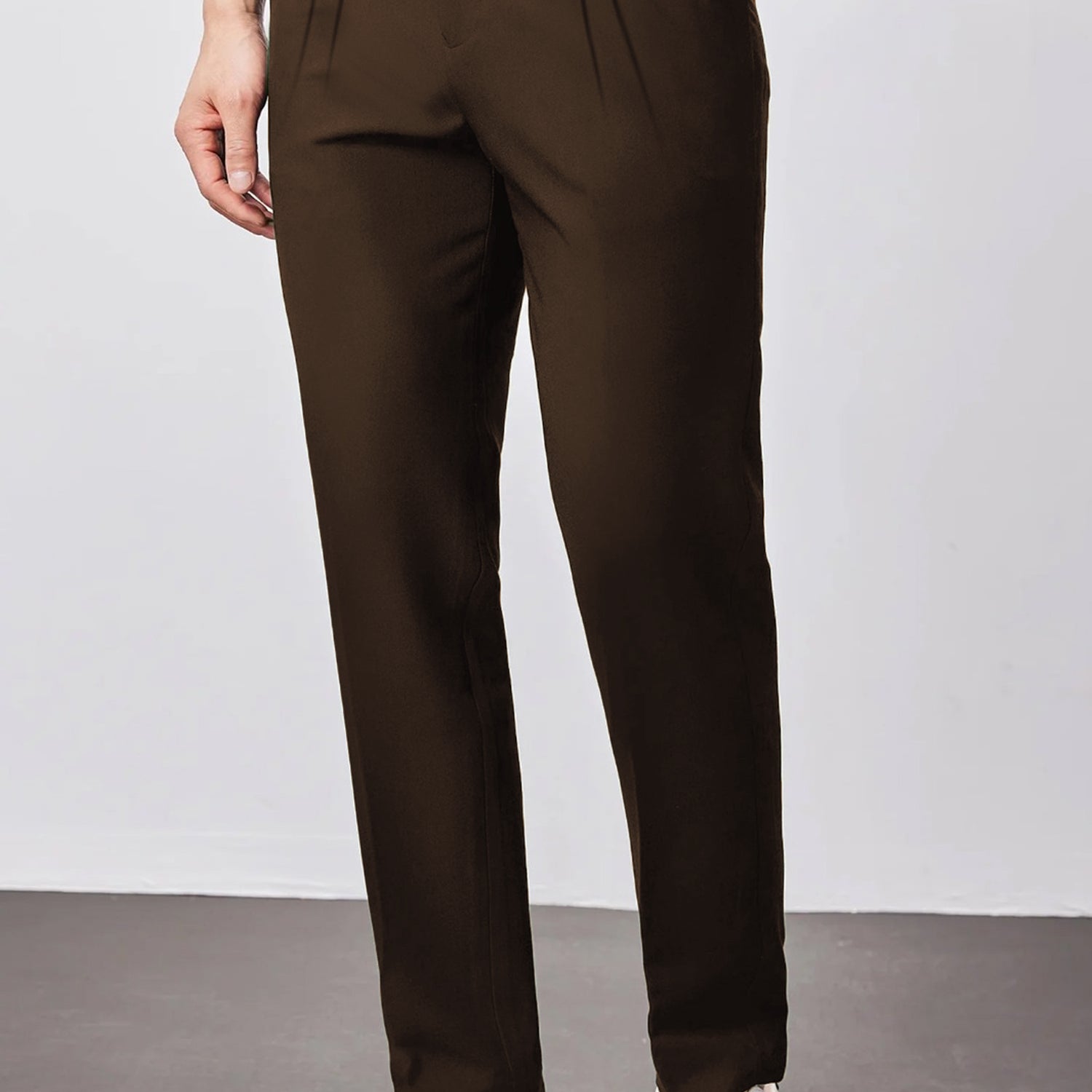 Double Plate Men's Carrot Fit Cotton Pant In Coffee