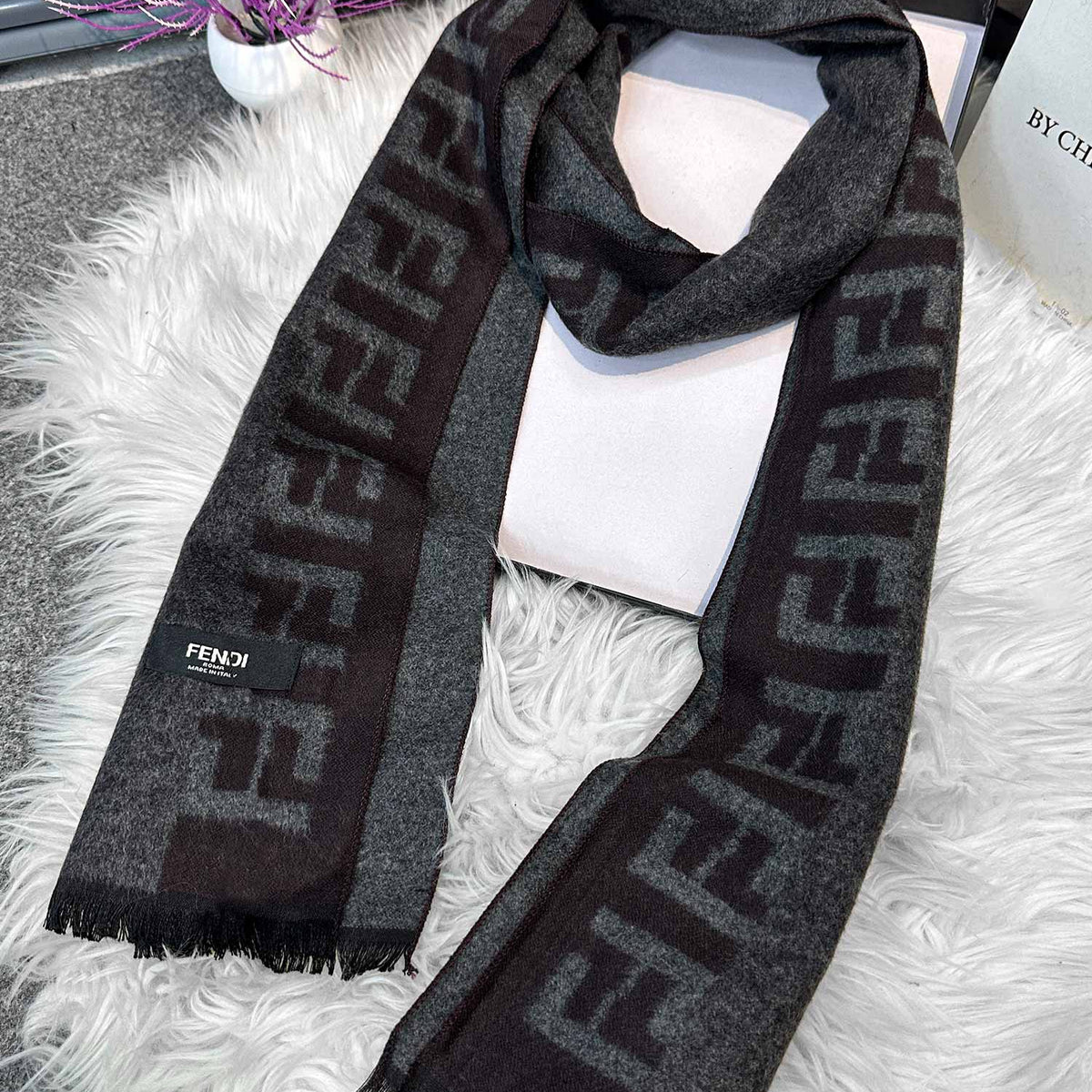 Burbry Monogram Fringe Imported Men's Wool Muffler
