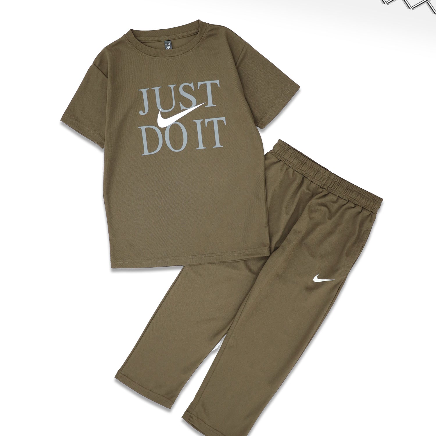 Nke jst do it Signature Younger Kids Tracksuit In Dark Brown
