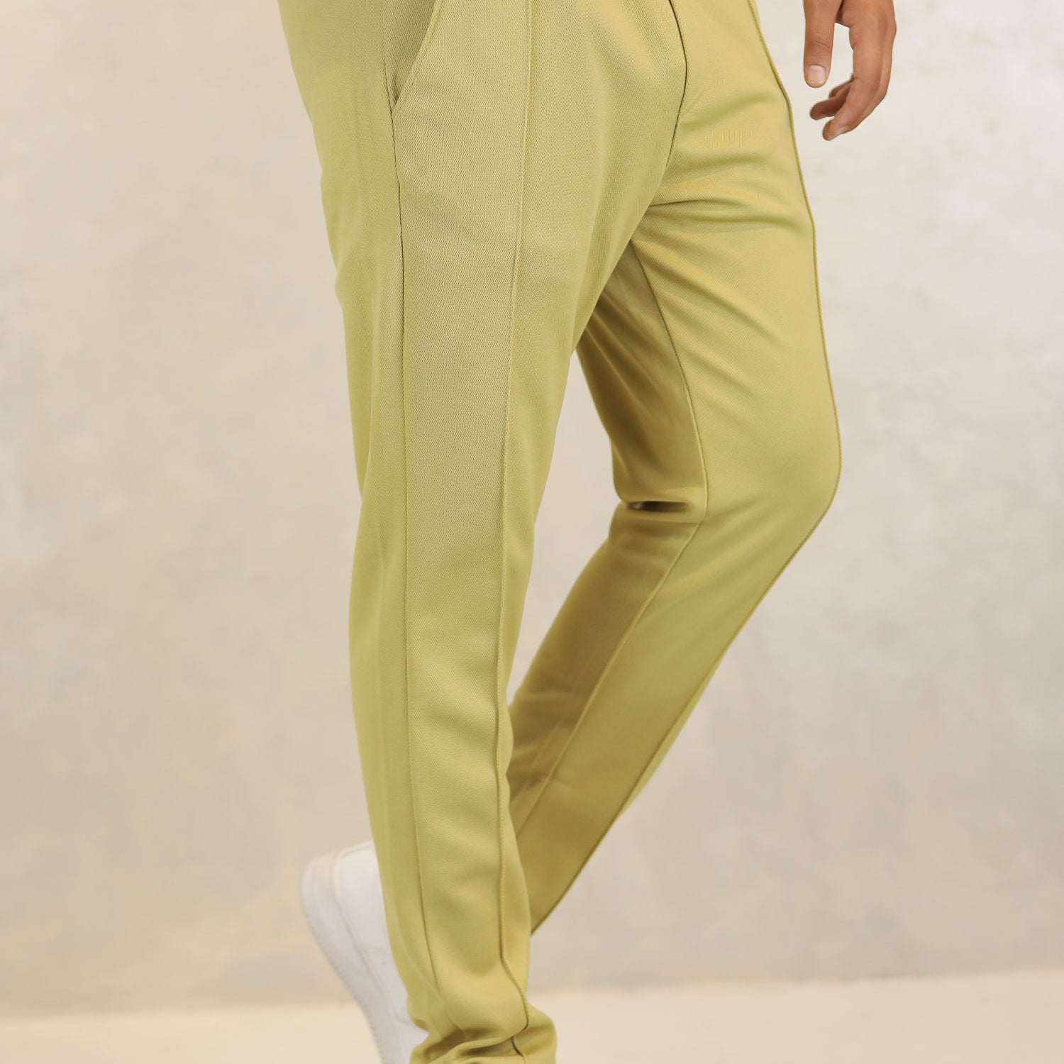 Turbo Fashion Smart Slim Fit Trouser In Dark Creem
