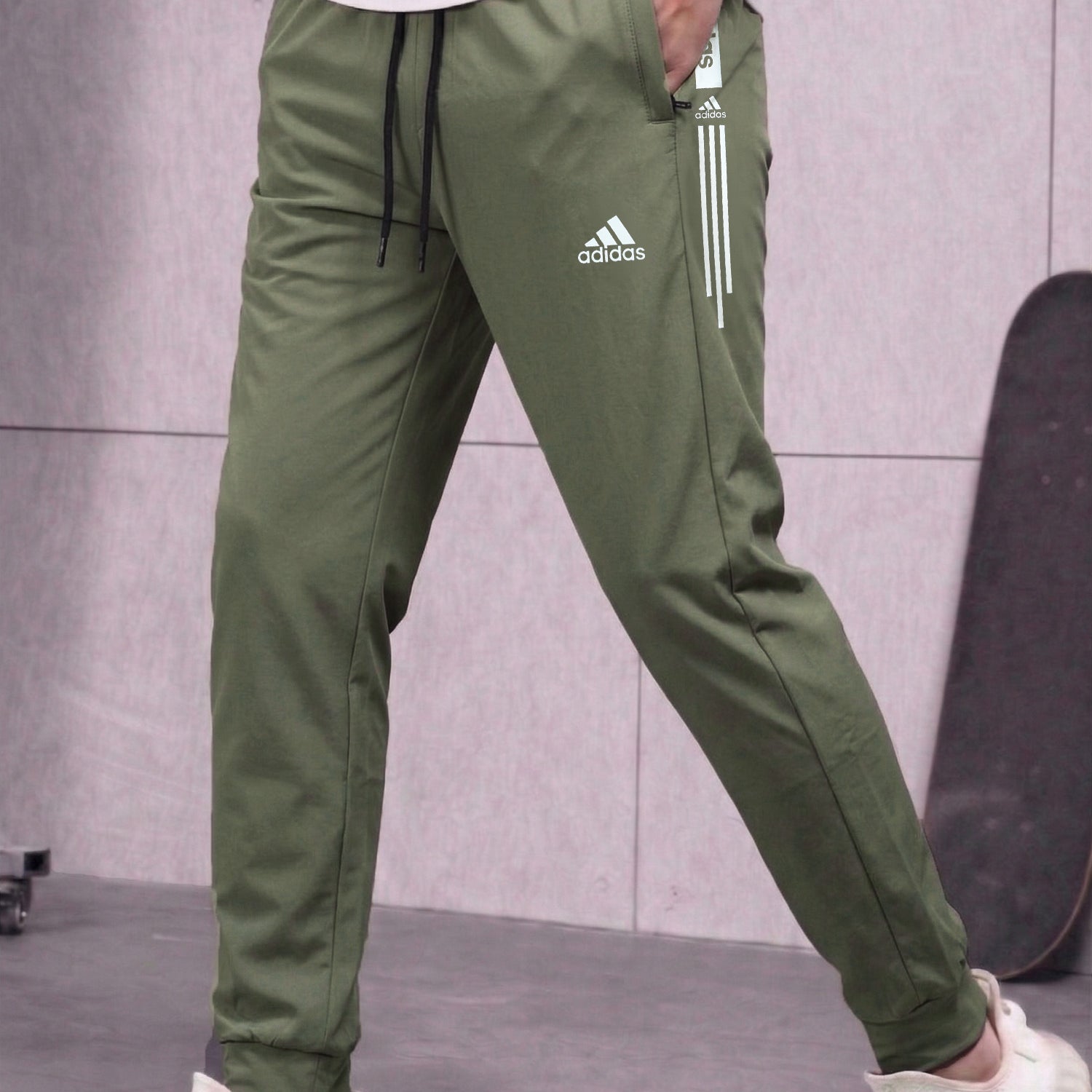 Adds Iconic Style Dry-Fit Trouser In Dark Green