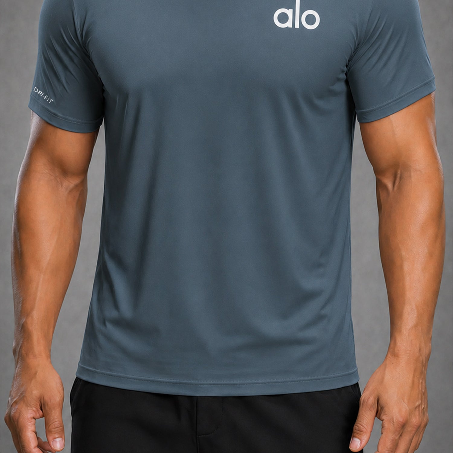 Alo Yoga Distinctive Front Logo Arrival Dry-Fit Tee
