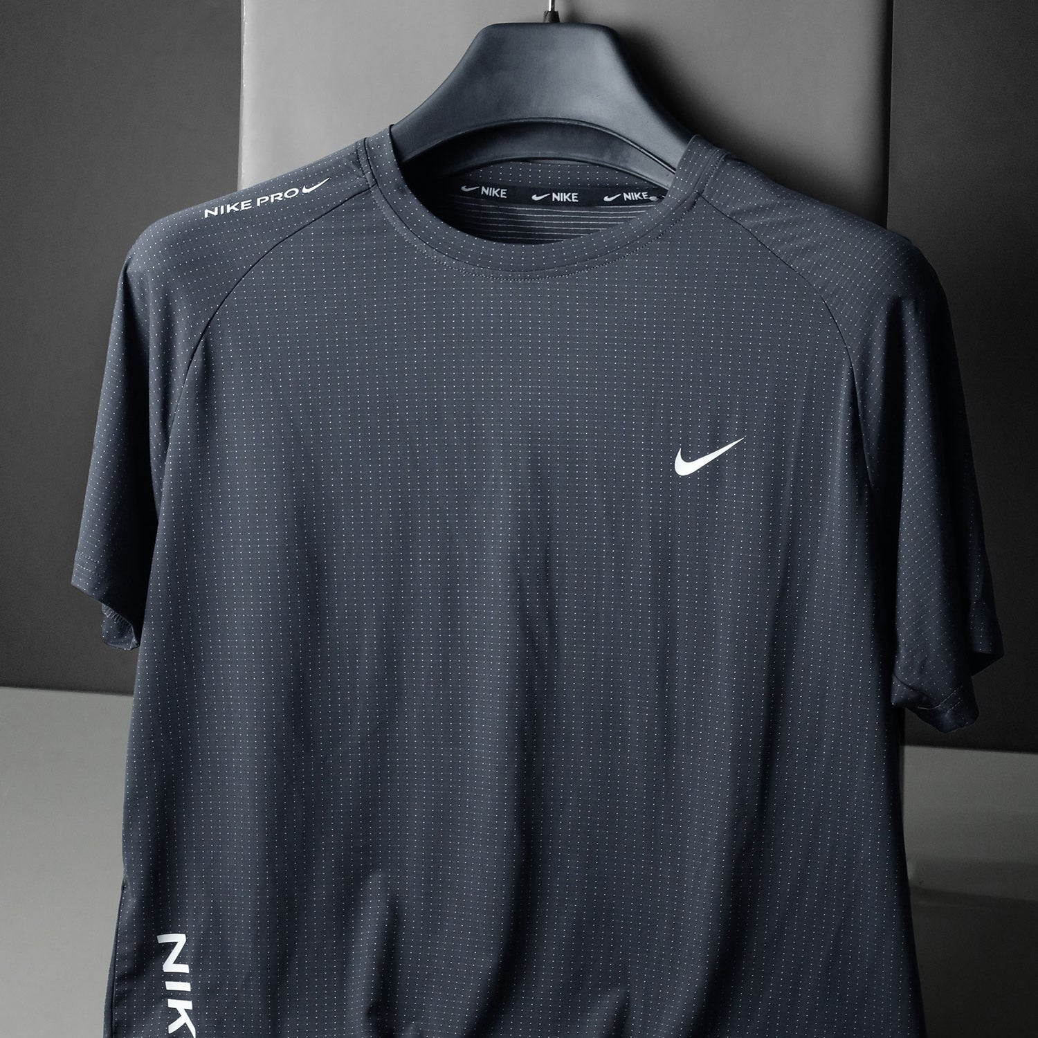 Nike Honeycomb Textured Dry-Fit Tee