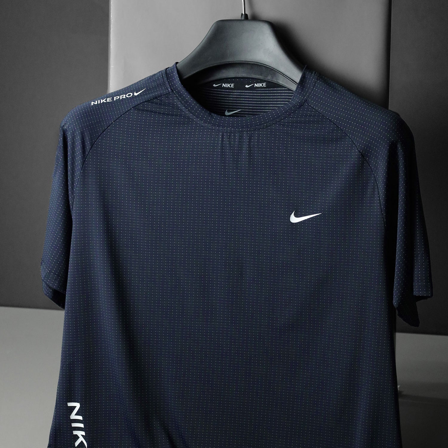 Nike Honeycomb Textured Dry-Fit Tee