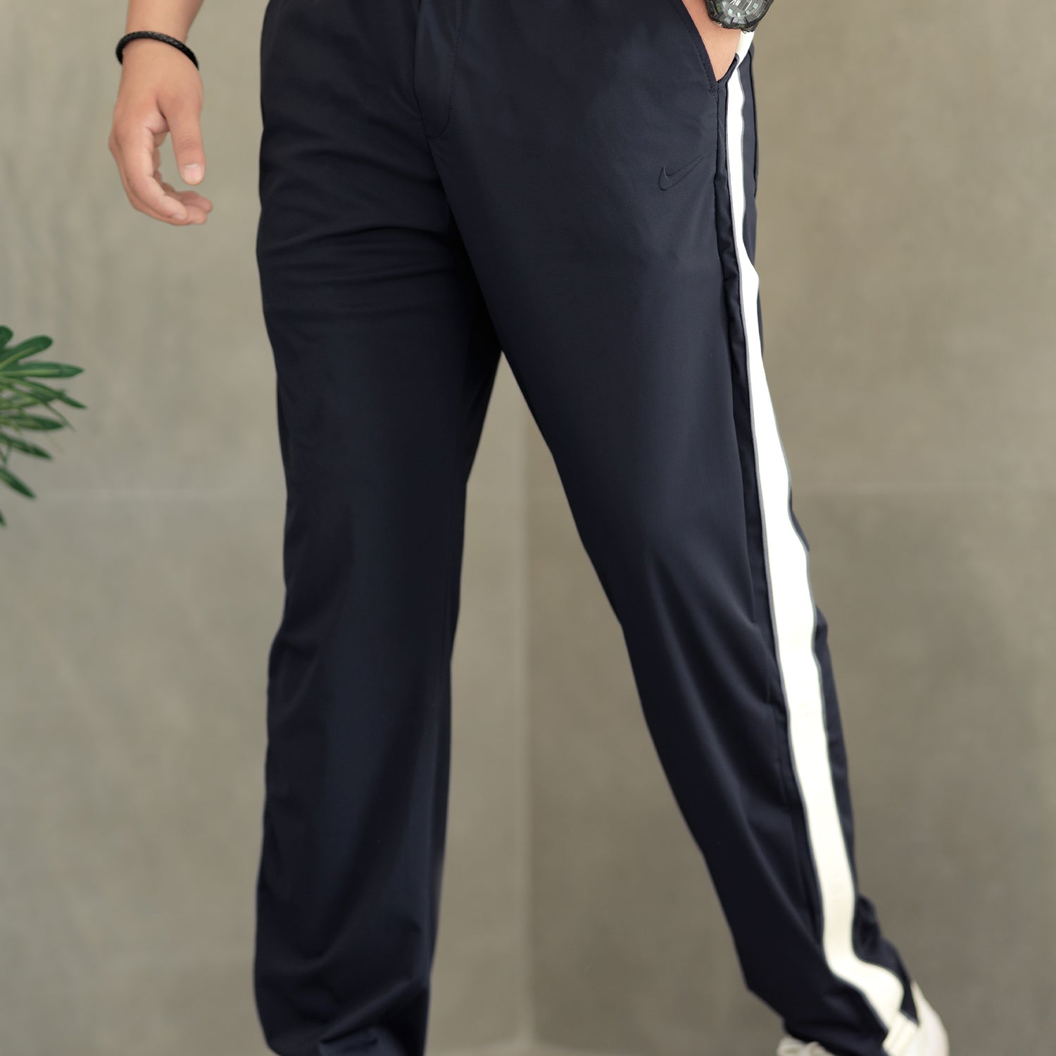 Men's Contrast Wide Side Stripe Slim-Fit Trouser