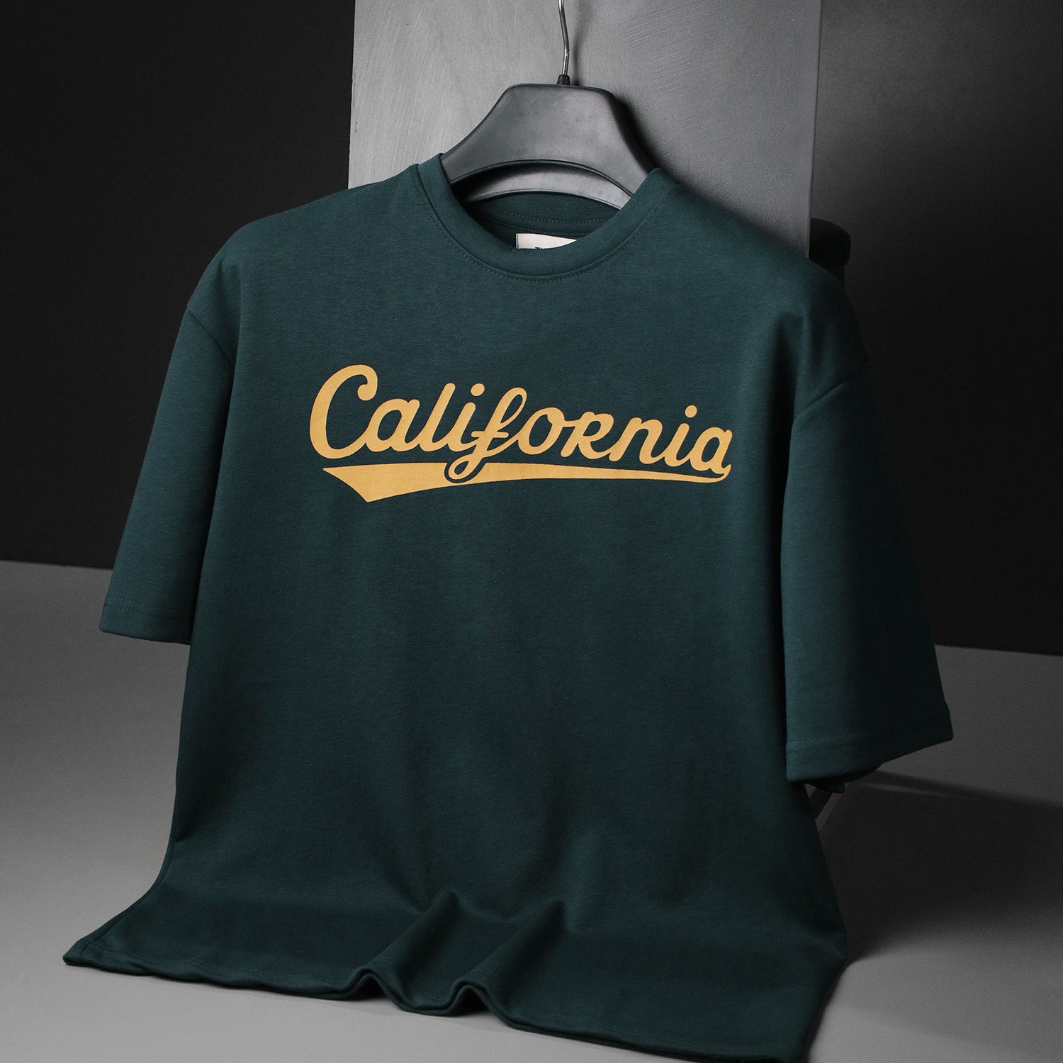 California Relaxed Graphic Oversize Tee