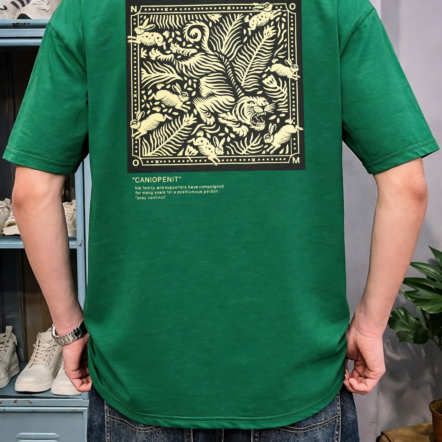 Mens Kinetic Easy Graphic Tee