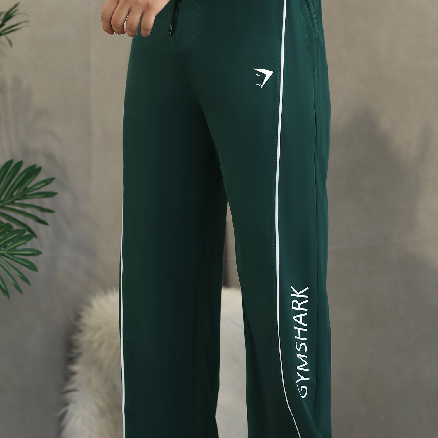 Gym Shrk Contrastline Loose Bottom Trouser
