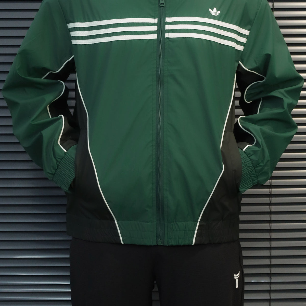 Adds Light-Weight Windbreaker Imp Men Sports Jacket