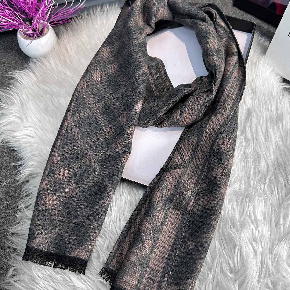 Burbry Double-Faced Imported Men's Wool Muffler