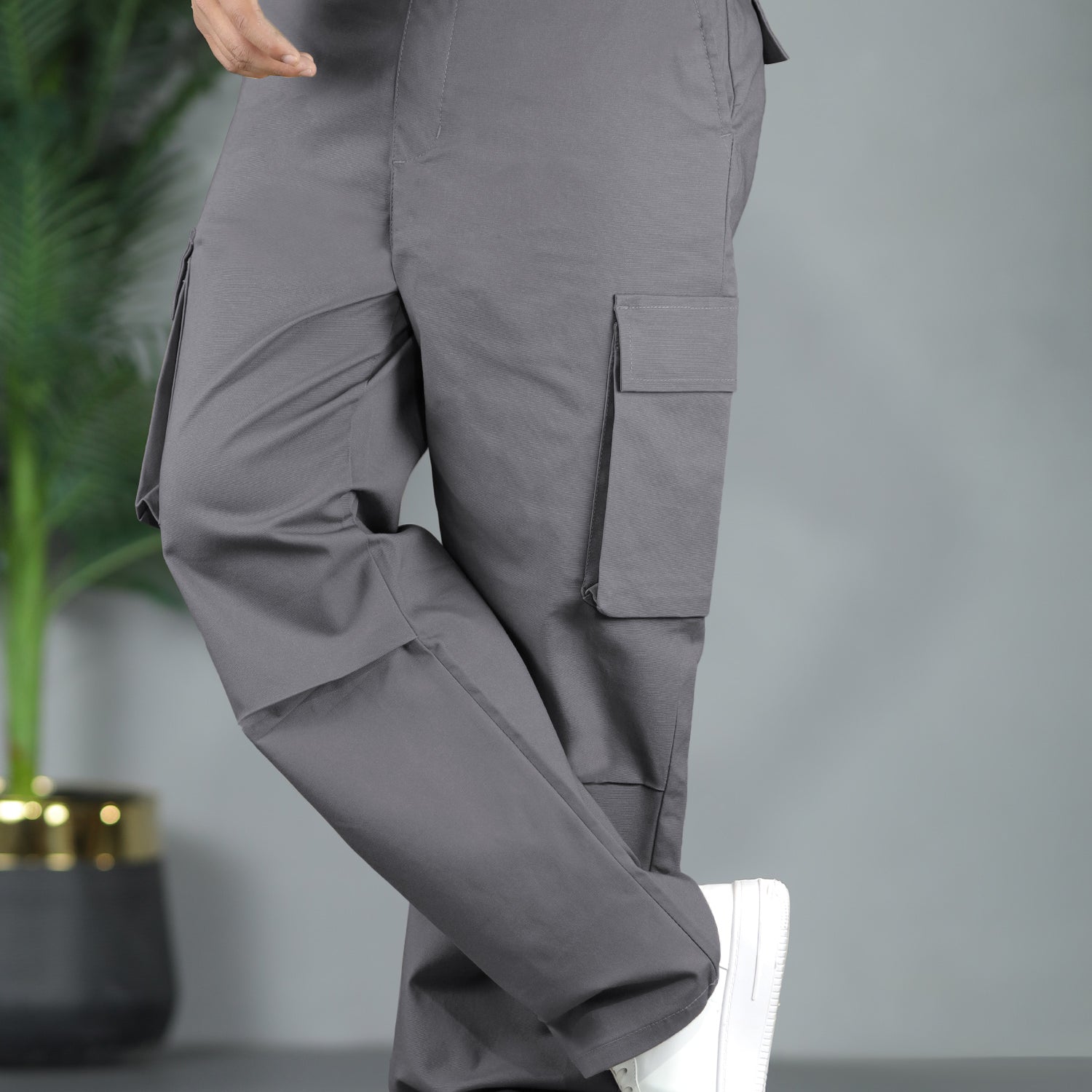 Turbo Hexa Pockets Loose Bottom Cargo Trouser
