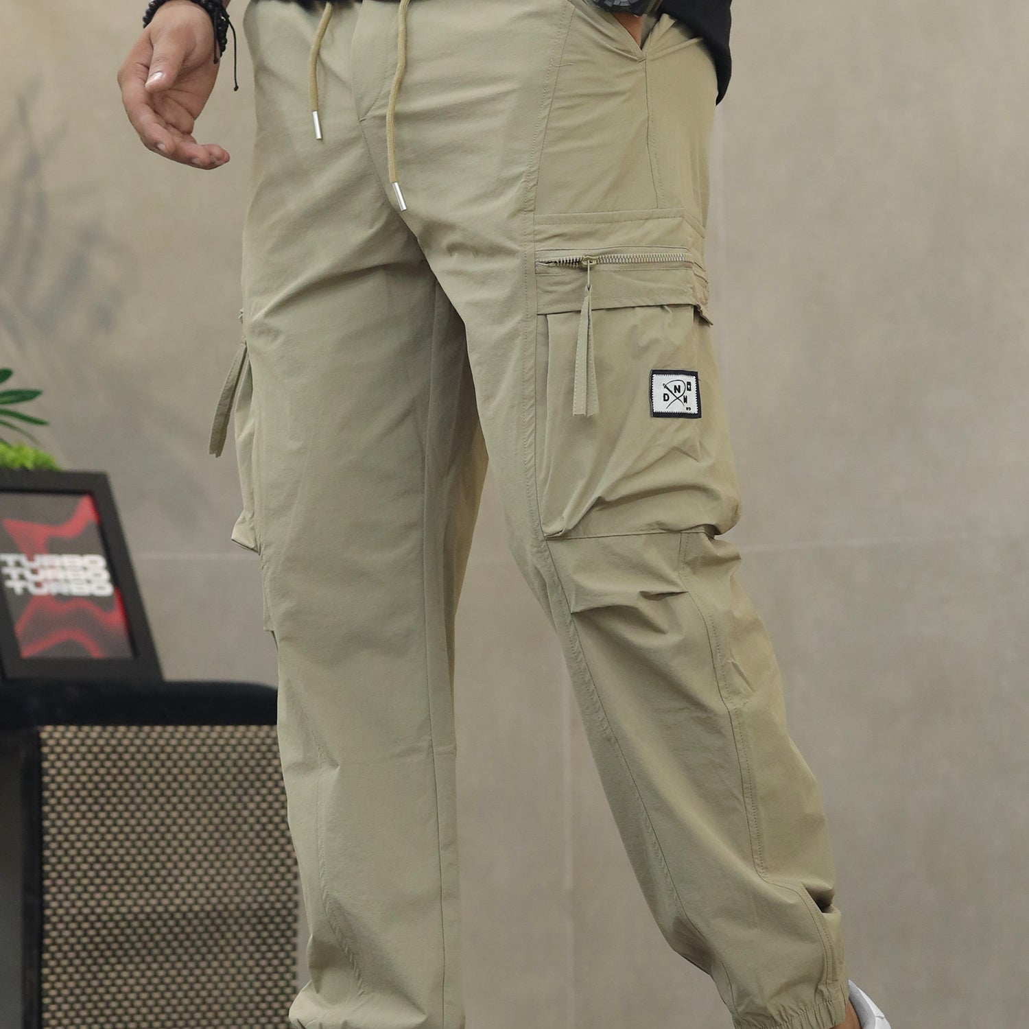 Men's Elastic Drawstring Zippered-Side-Pockets Cargo Trouser