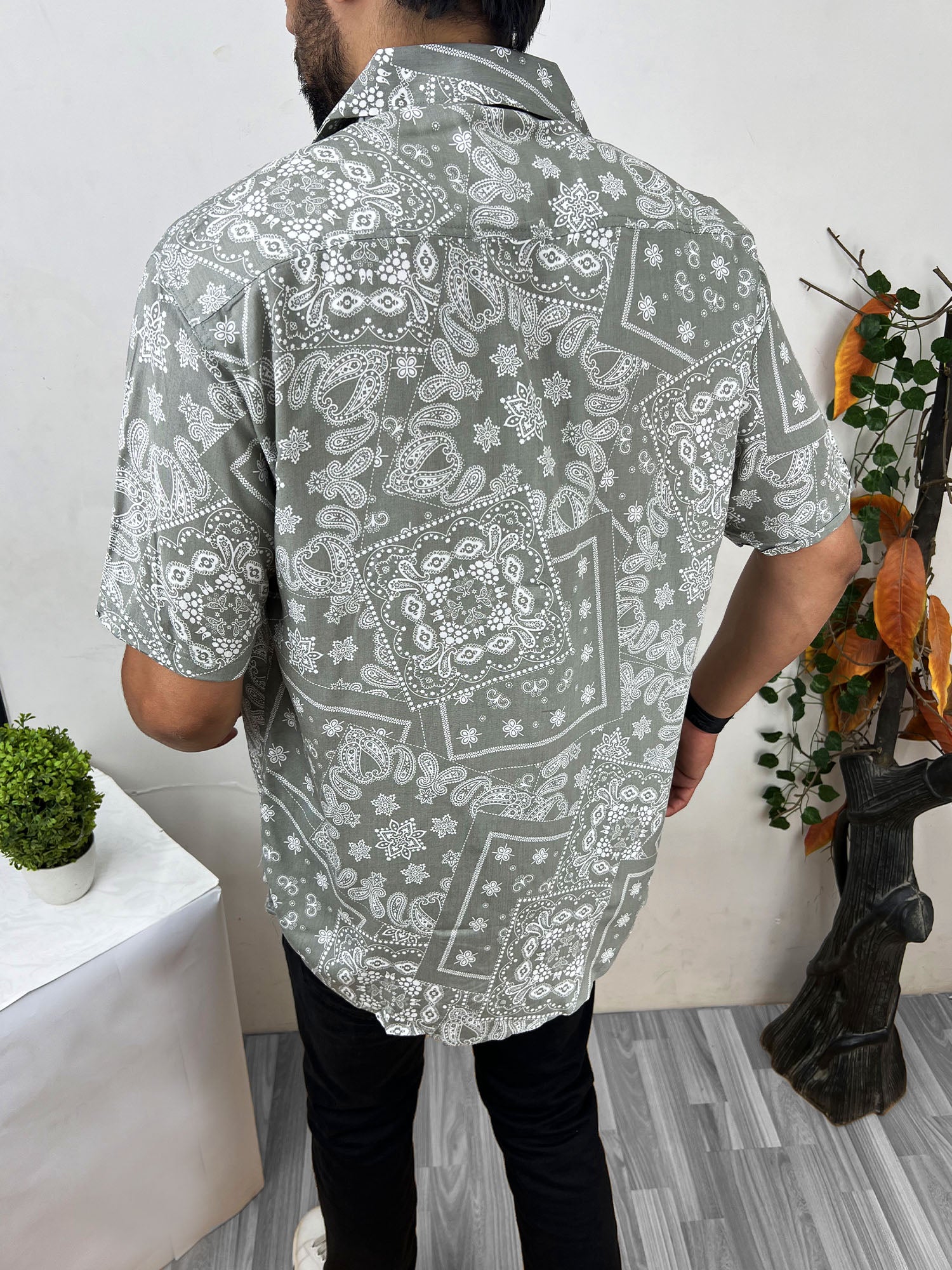 Vintage Paisley Design Half Sleeve Linen Casual Shirt