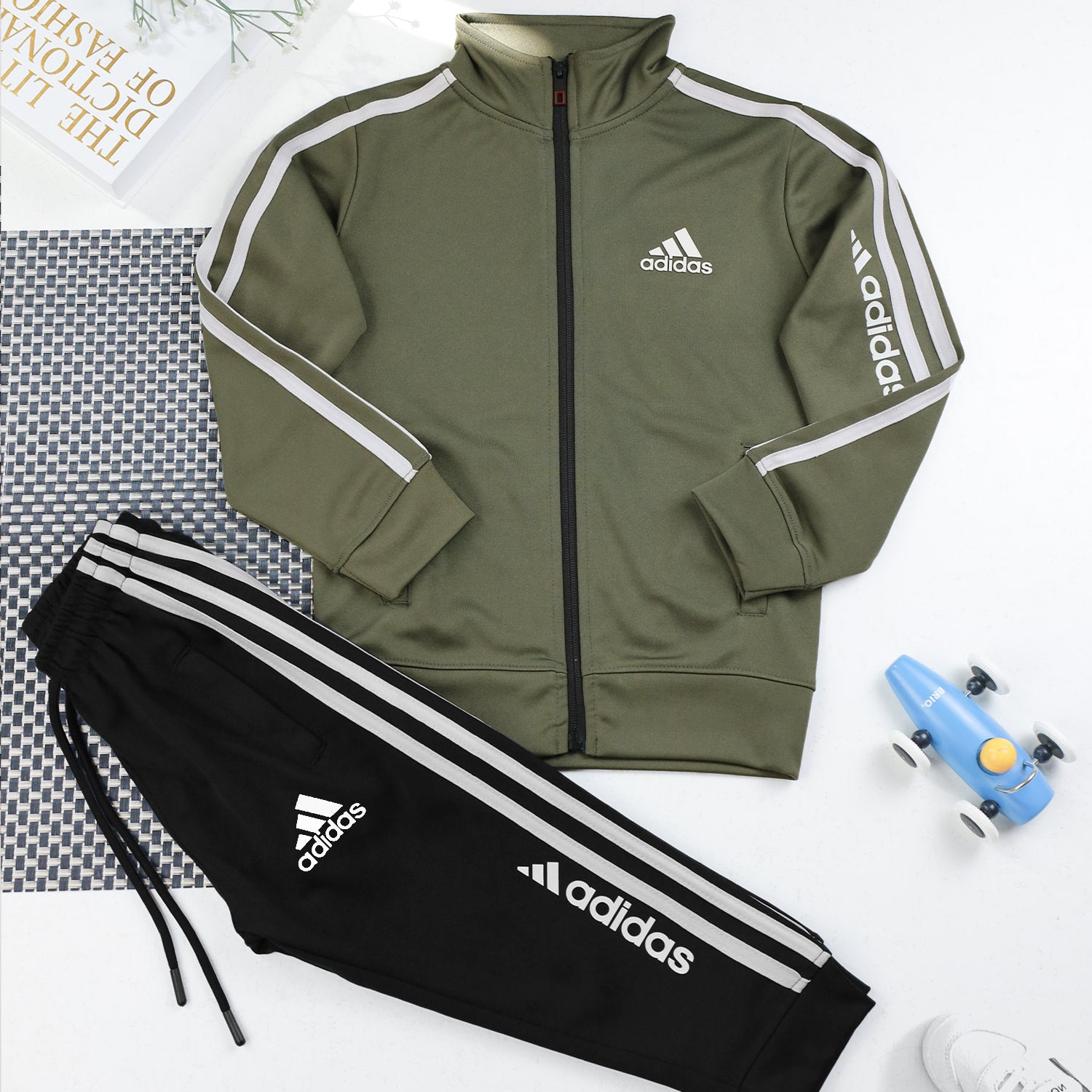 Adds Imported Multi-Slogans Unisex Kids Tracksuit In Mid Green