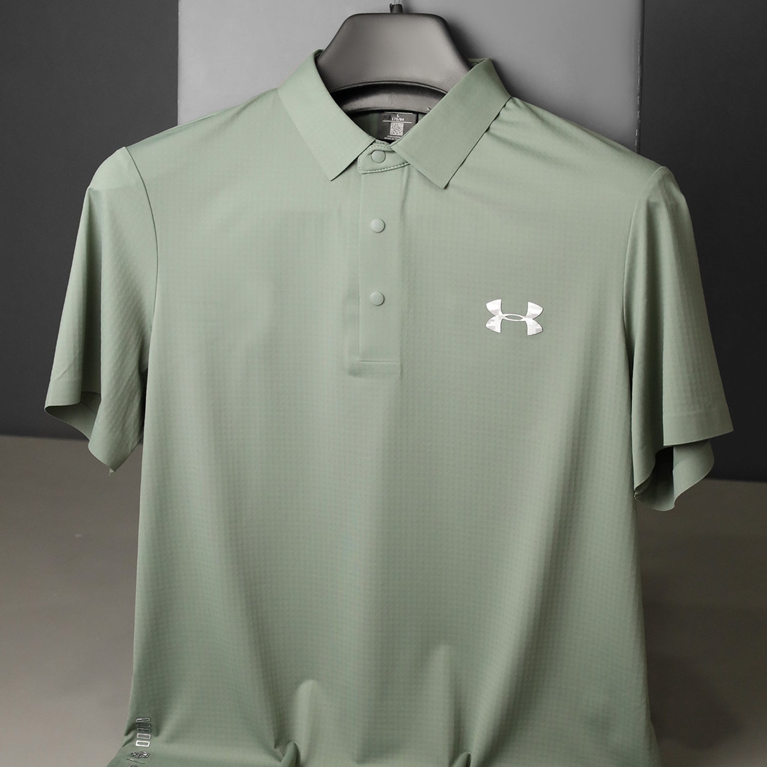 Undr Armr AeroFit Athletic Dry-Fit Polo Shirt