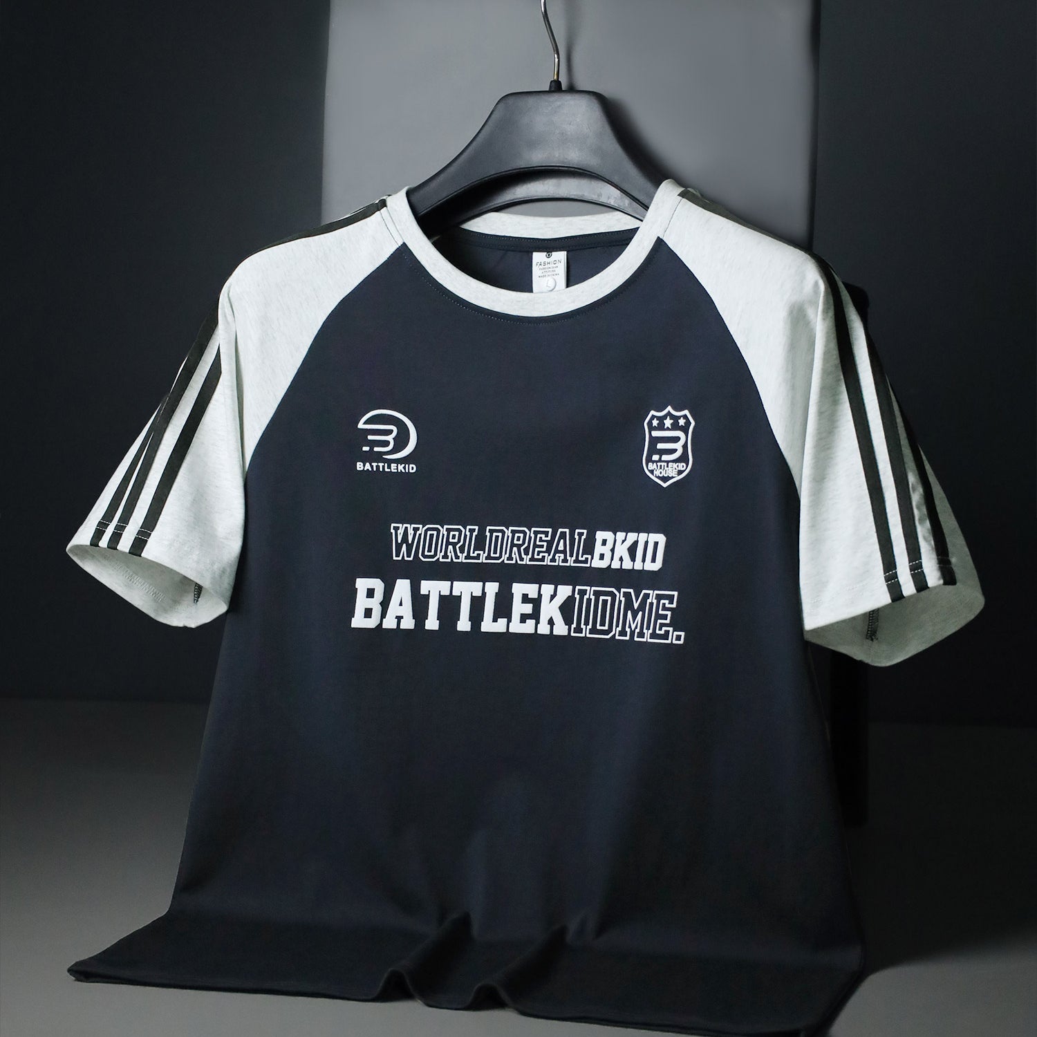 Mens Raglan Round Neck T-shirt