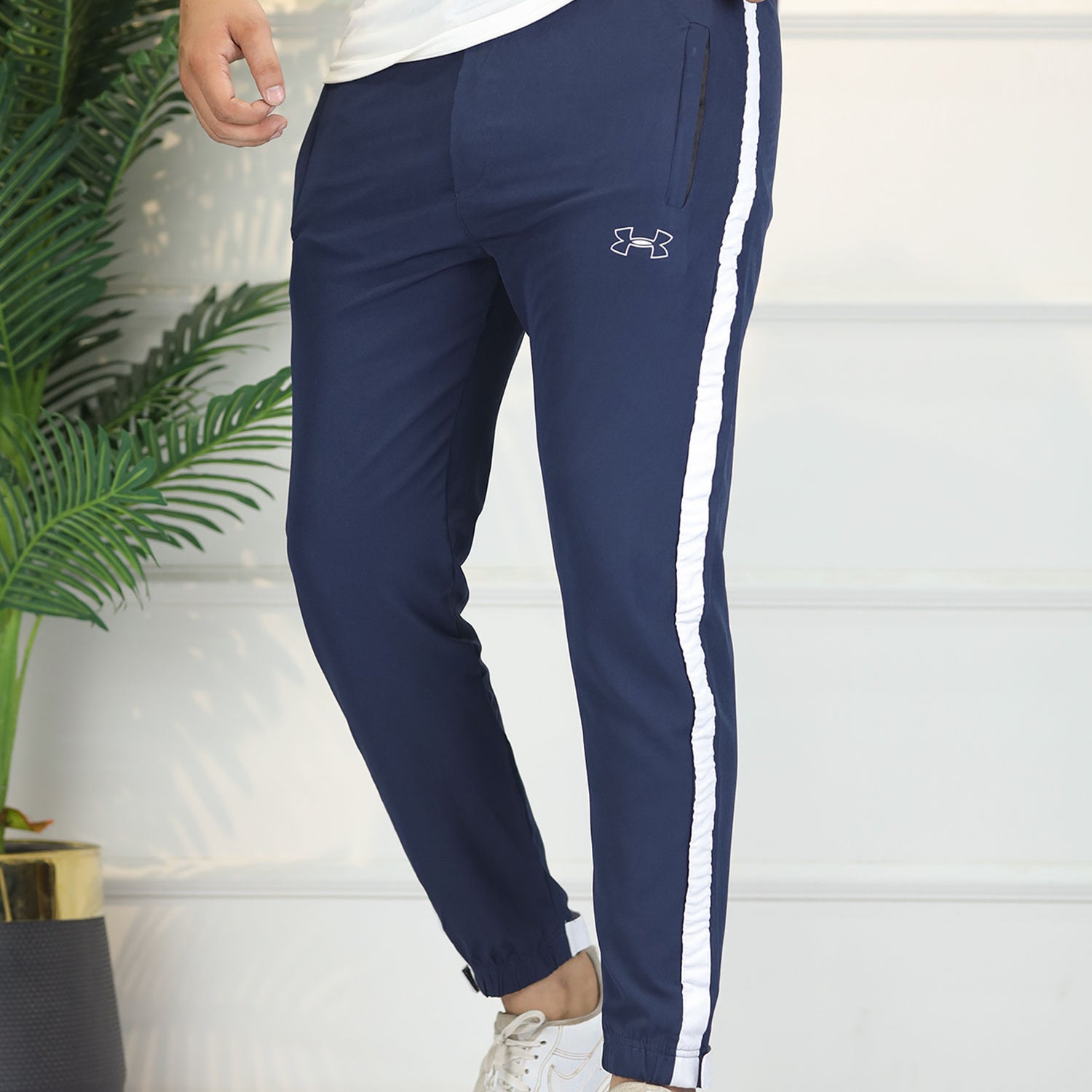 Undr Armr 'The Reveal' Cuff Logo & Sideline Micron Trouser In Navy Blue