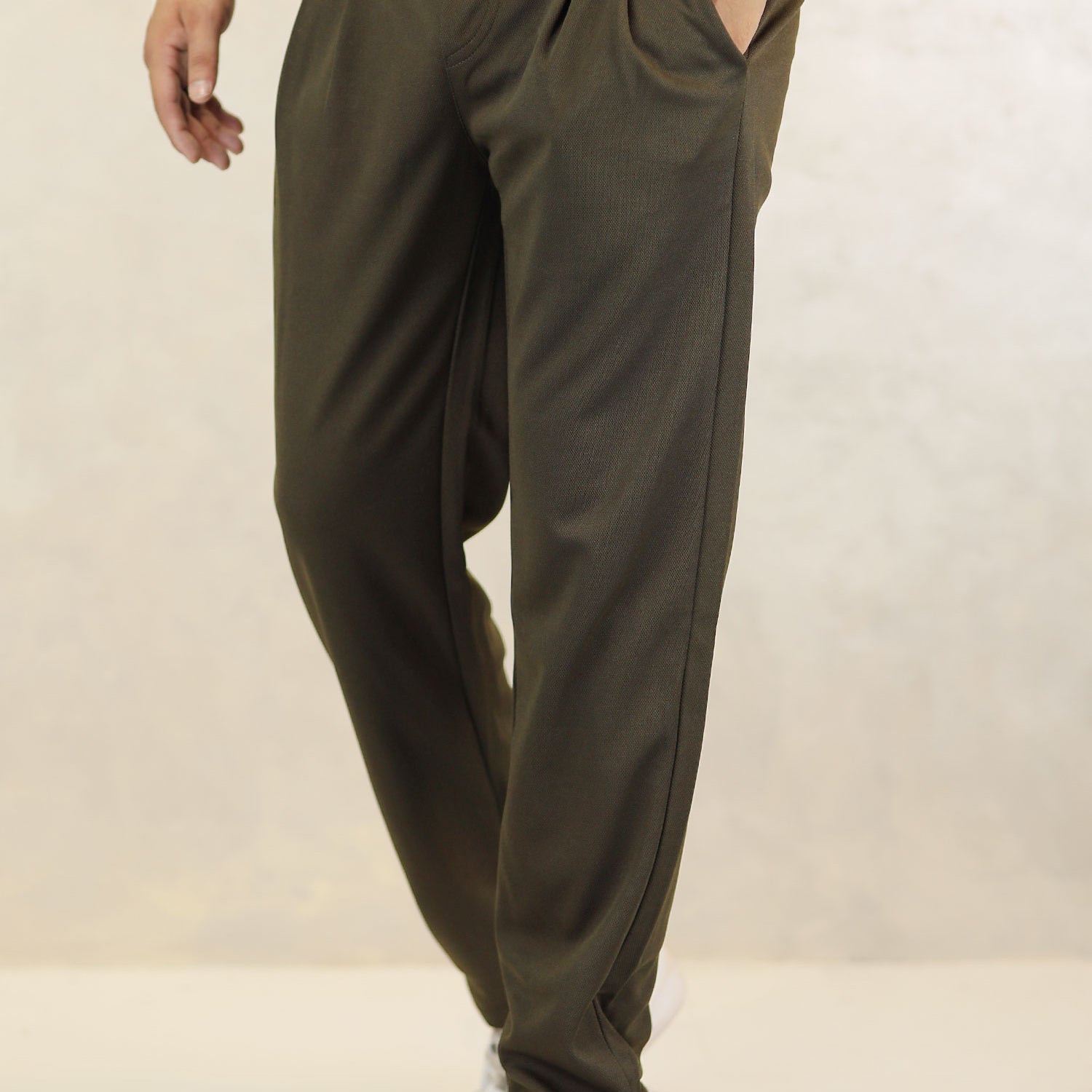 Turbo Comfort Front Plate Regular Straight-Fit Trouser In Olive Green