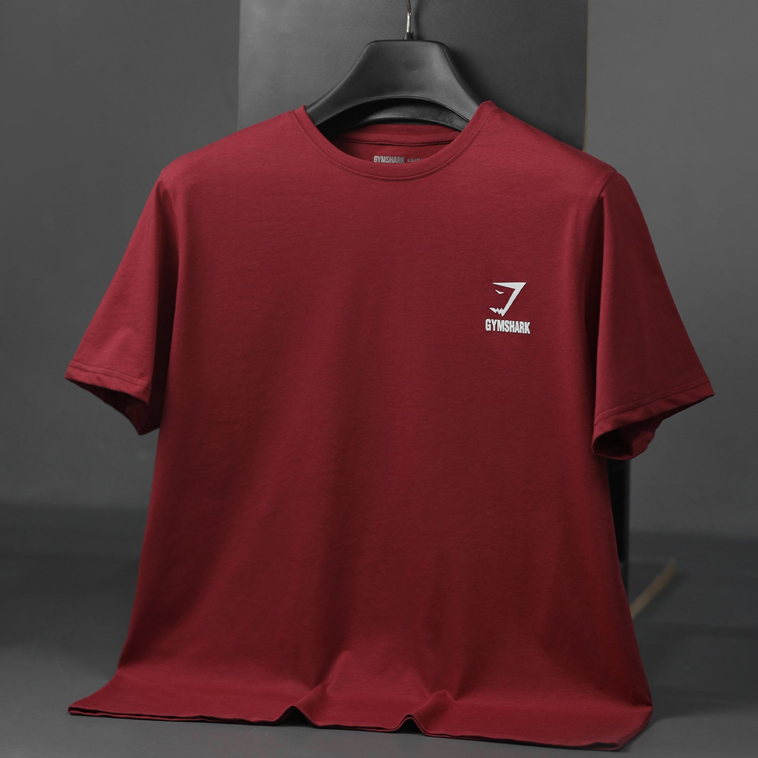 Gym Shrk Training Heritage Men's Tee