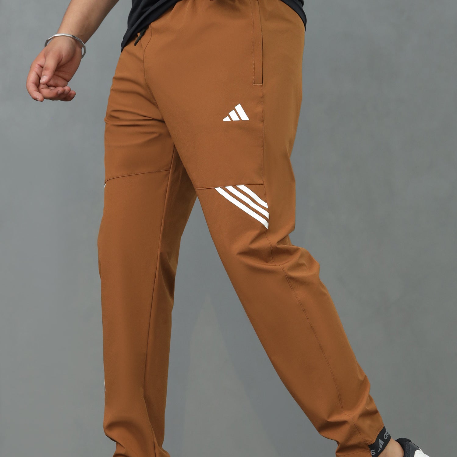 Adds Iconic Running Performance Dry-fit Trouser