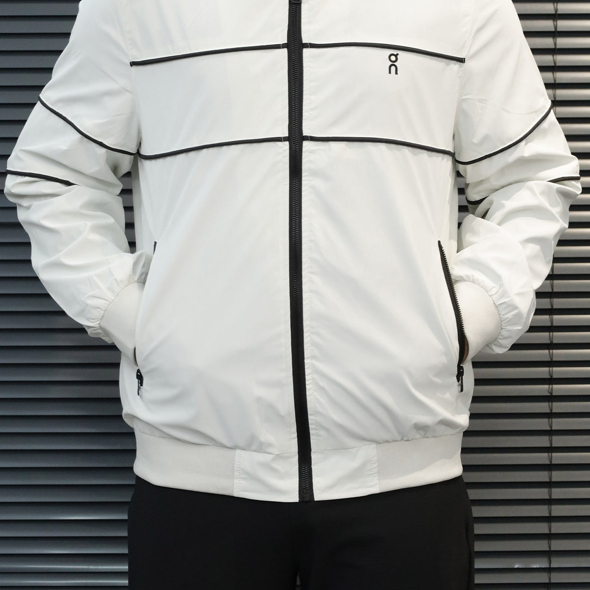 On Clud Performance Volt Imp Men Sports Jacket