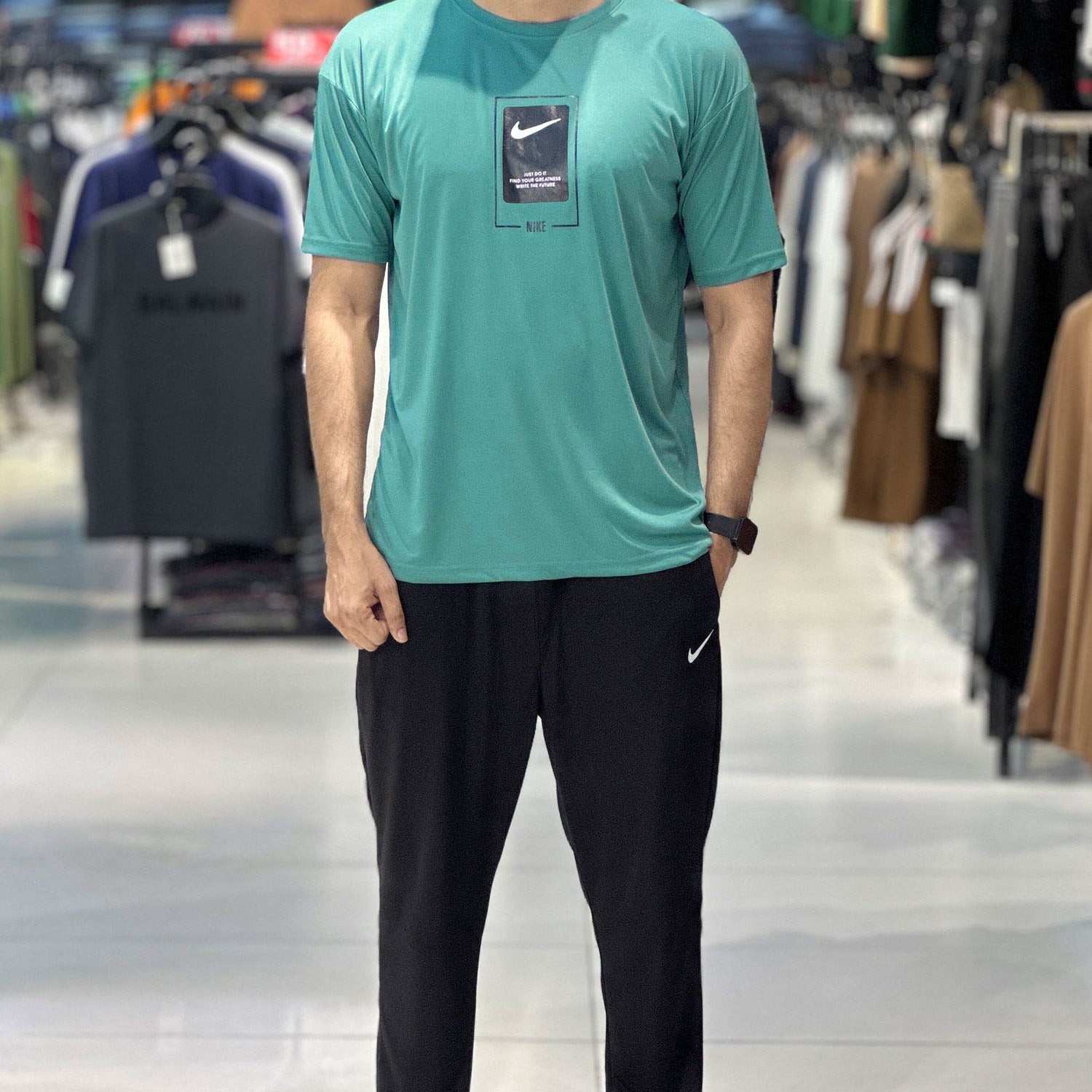 Nke Drop Shoulder Style Men's Tracksuit