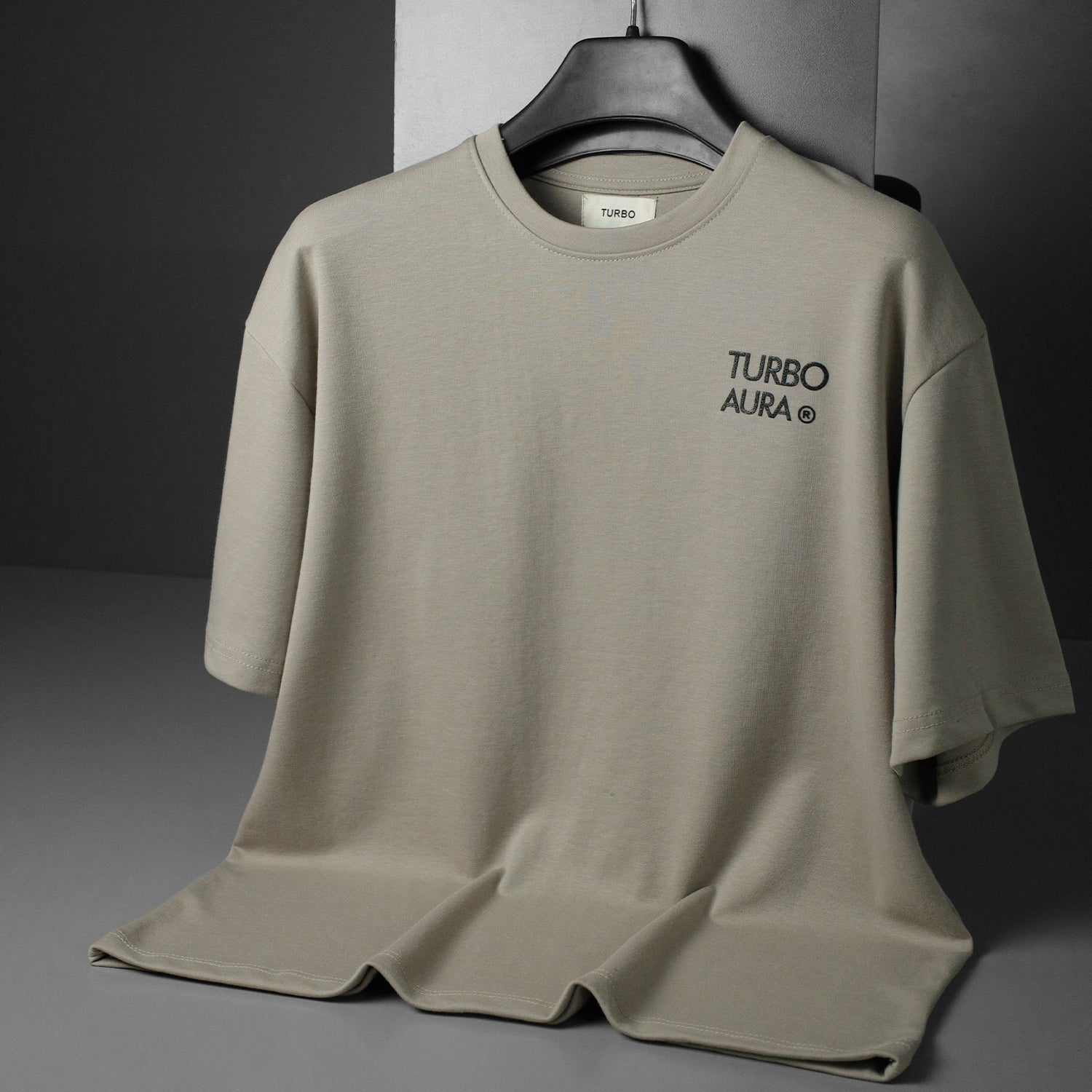 Turbo Calm Edge Men's Oversize Tee