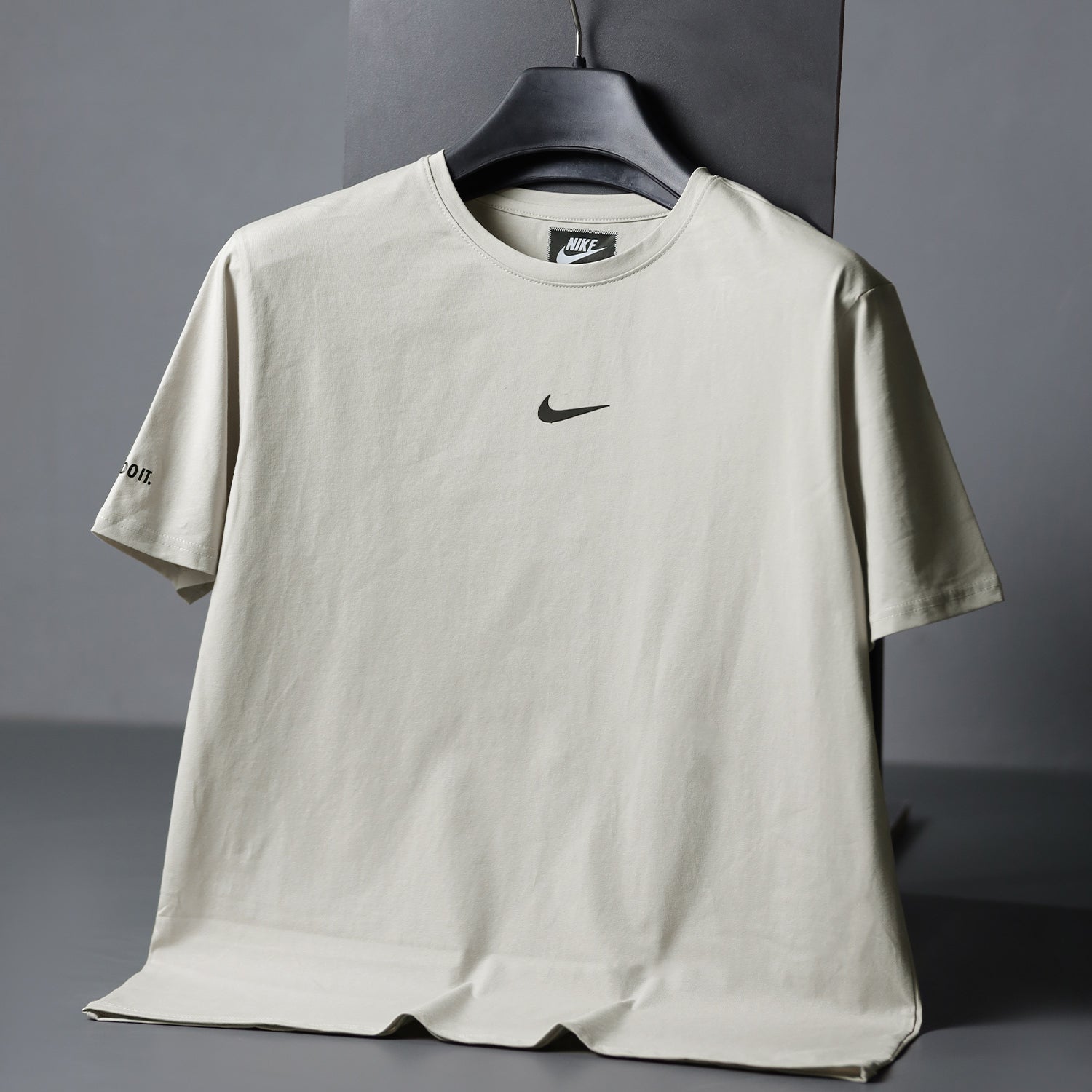 Jrdn Essentials Short-Sleeve Men's Tee