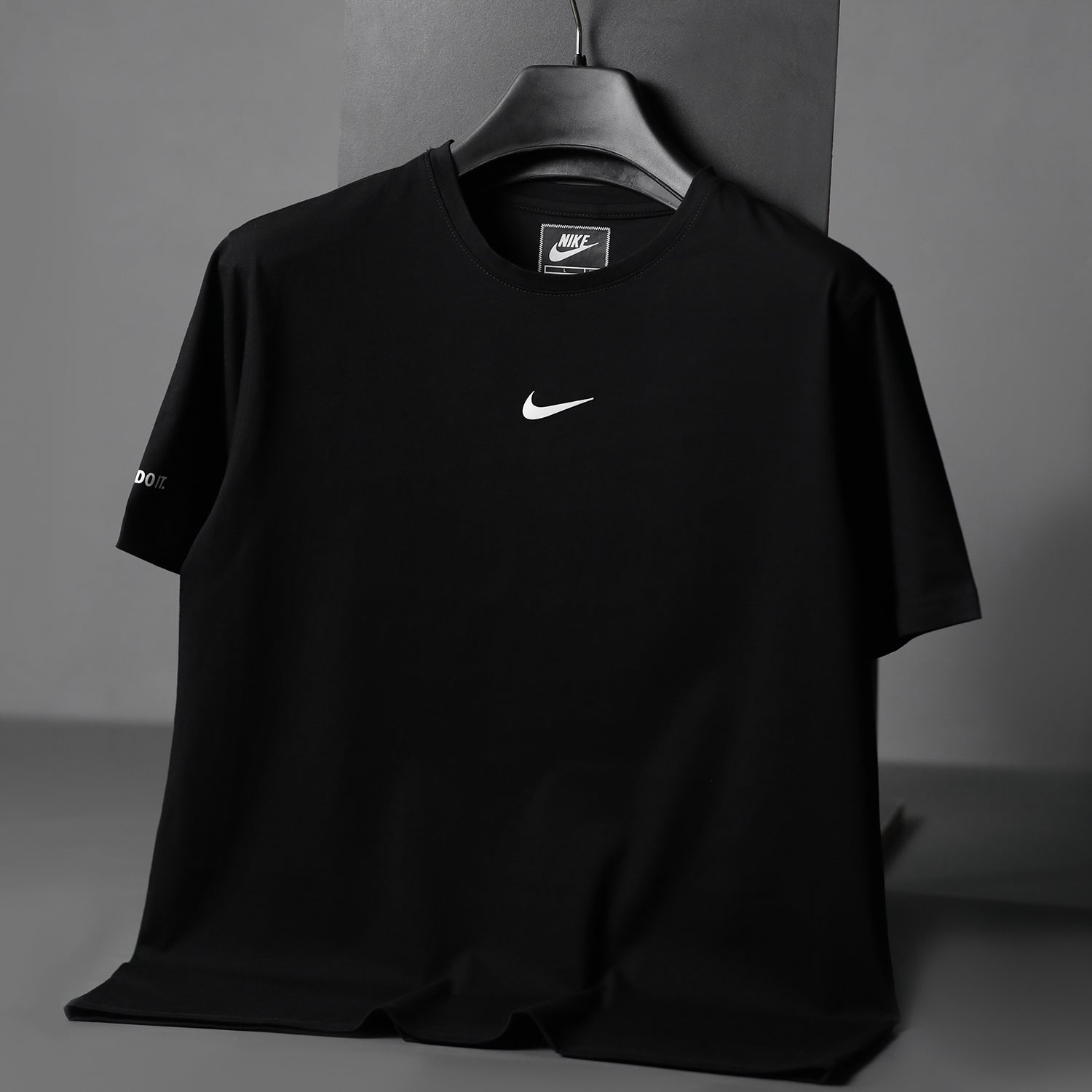 Jrdn Essentials Short-Sleeve Men's Tee