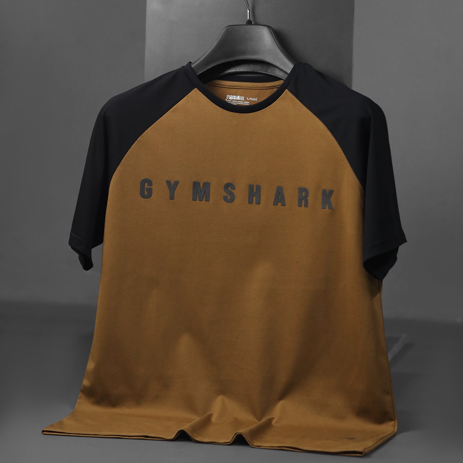 Gym Shrk MultiColor Men's Tee