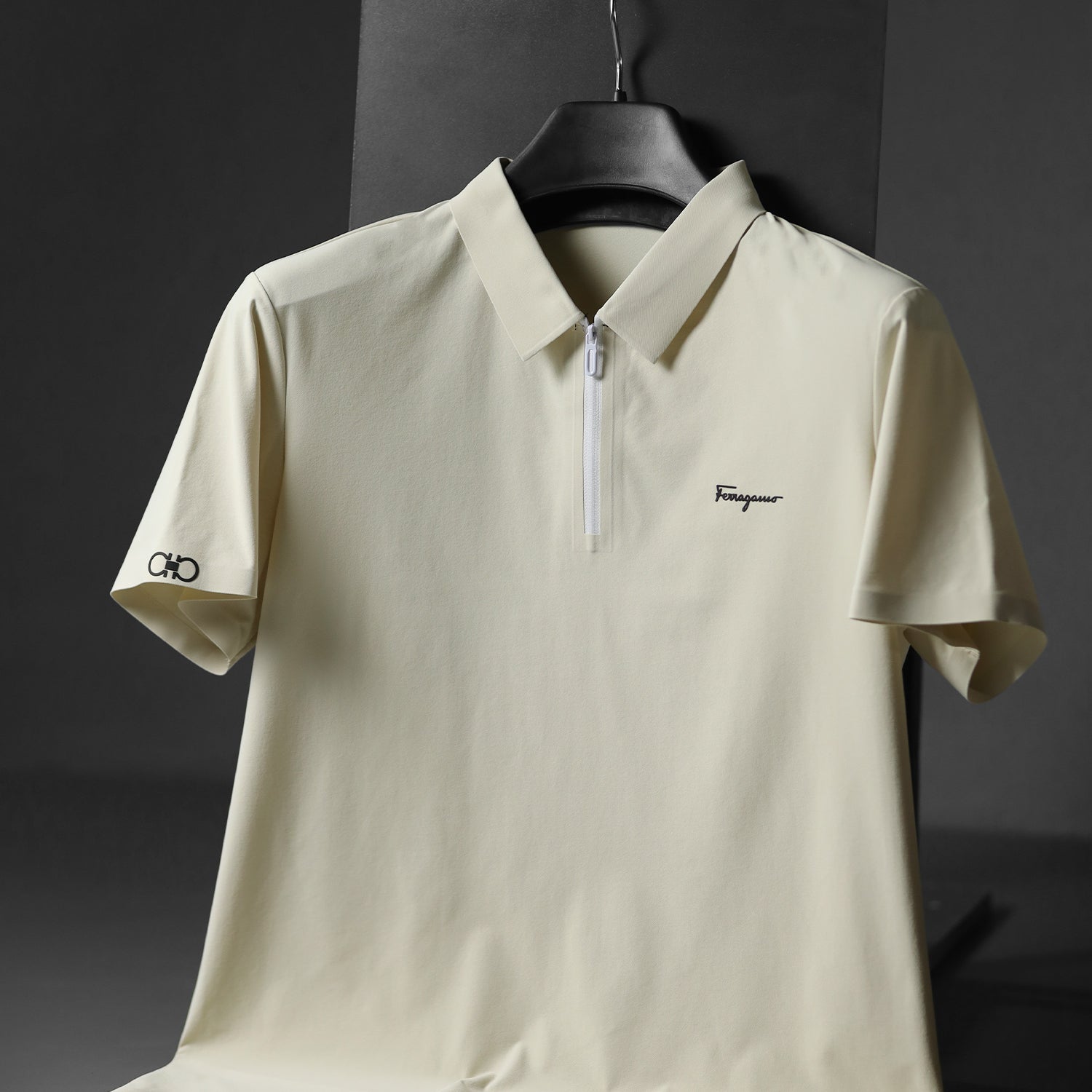 Fergmo Zipper Closure Style Men's Polo Shirt