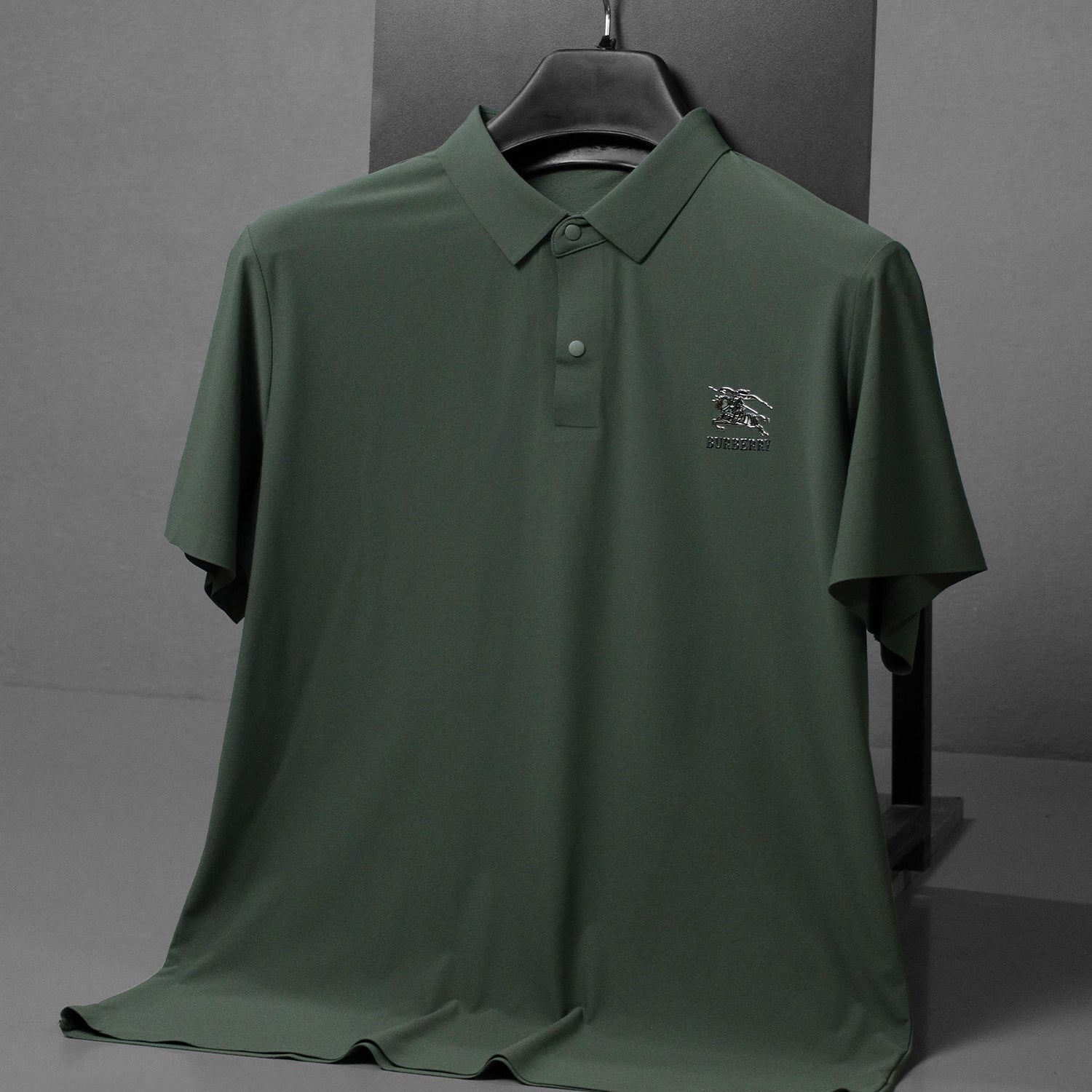 Burbry Modern Fit Performance Imp Dry-Fit Polo