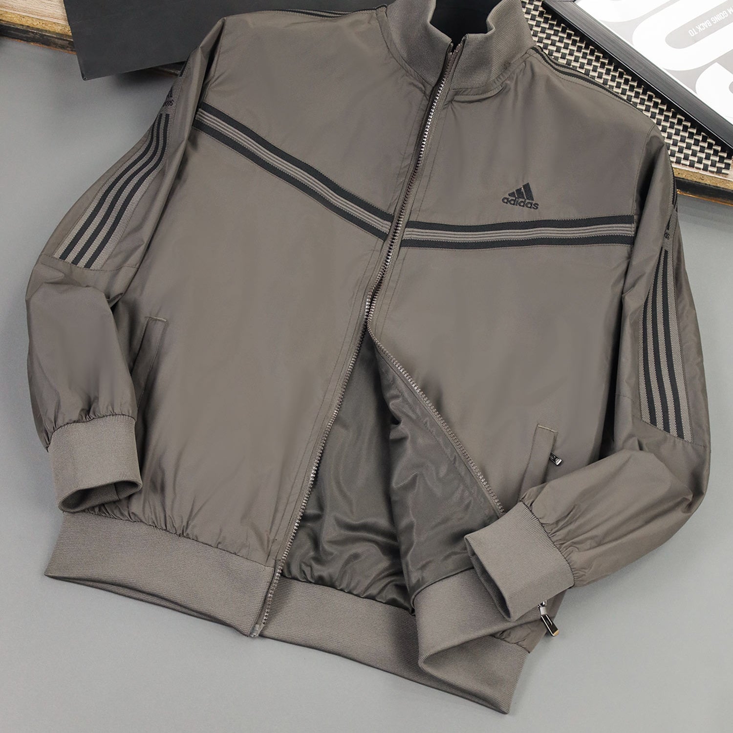 Adds Diagonal Stripe Reversible Zip-Up Track Sports Jacket