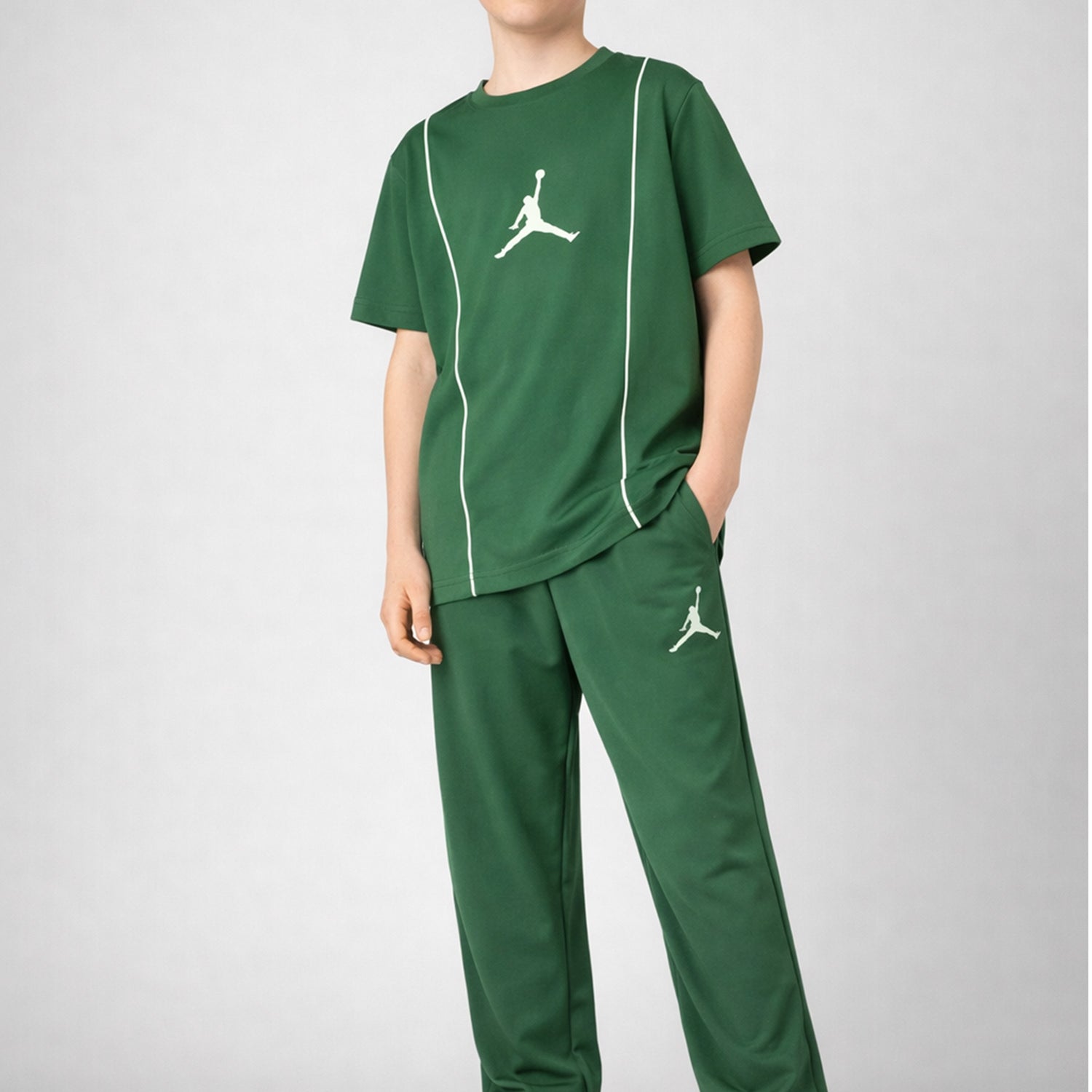 Jrdn Air Iconic Style Younger Kids Co-Ord Set In Dark Green