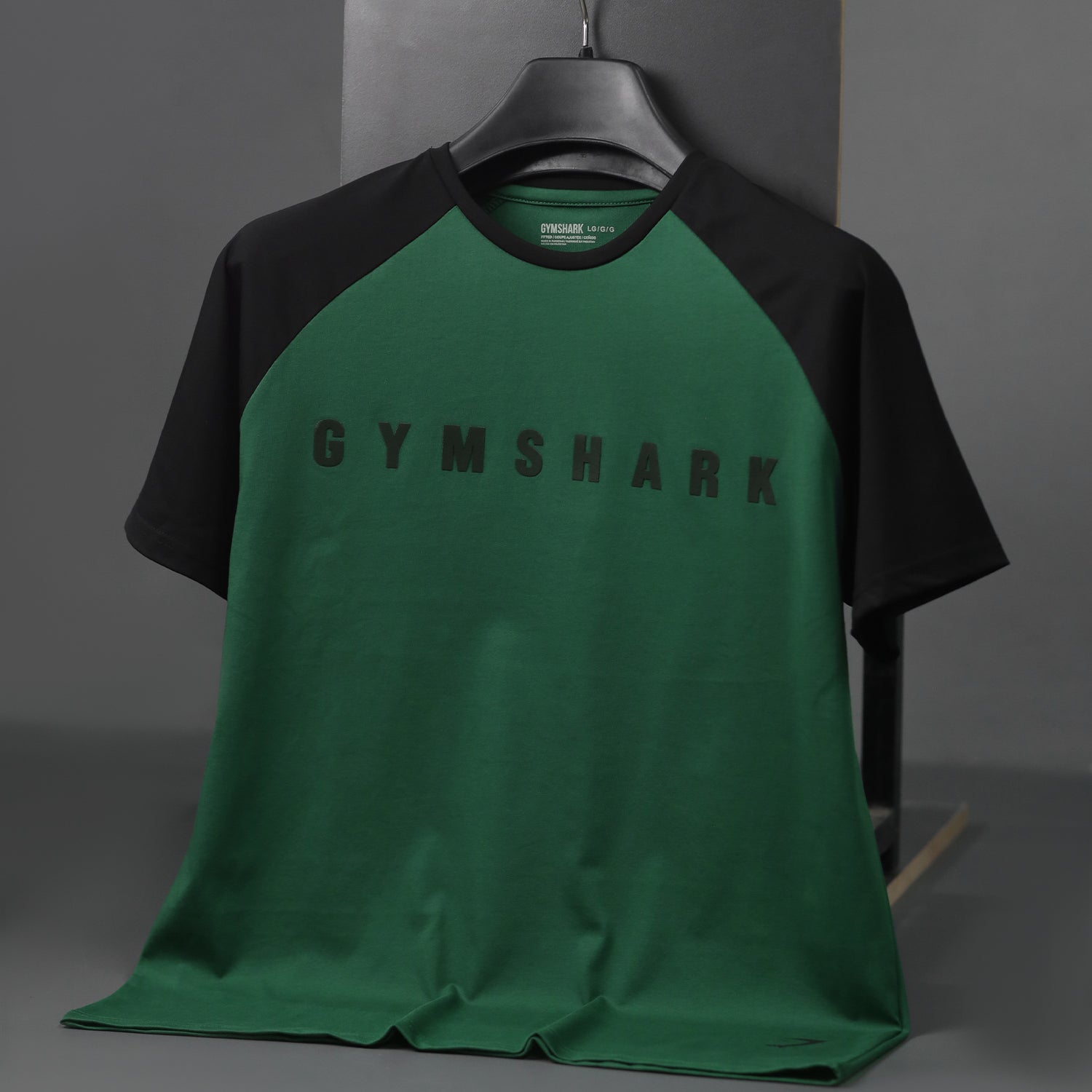 Gym Shrk MultiColor Men's Tee