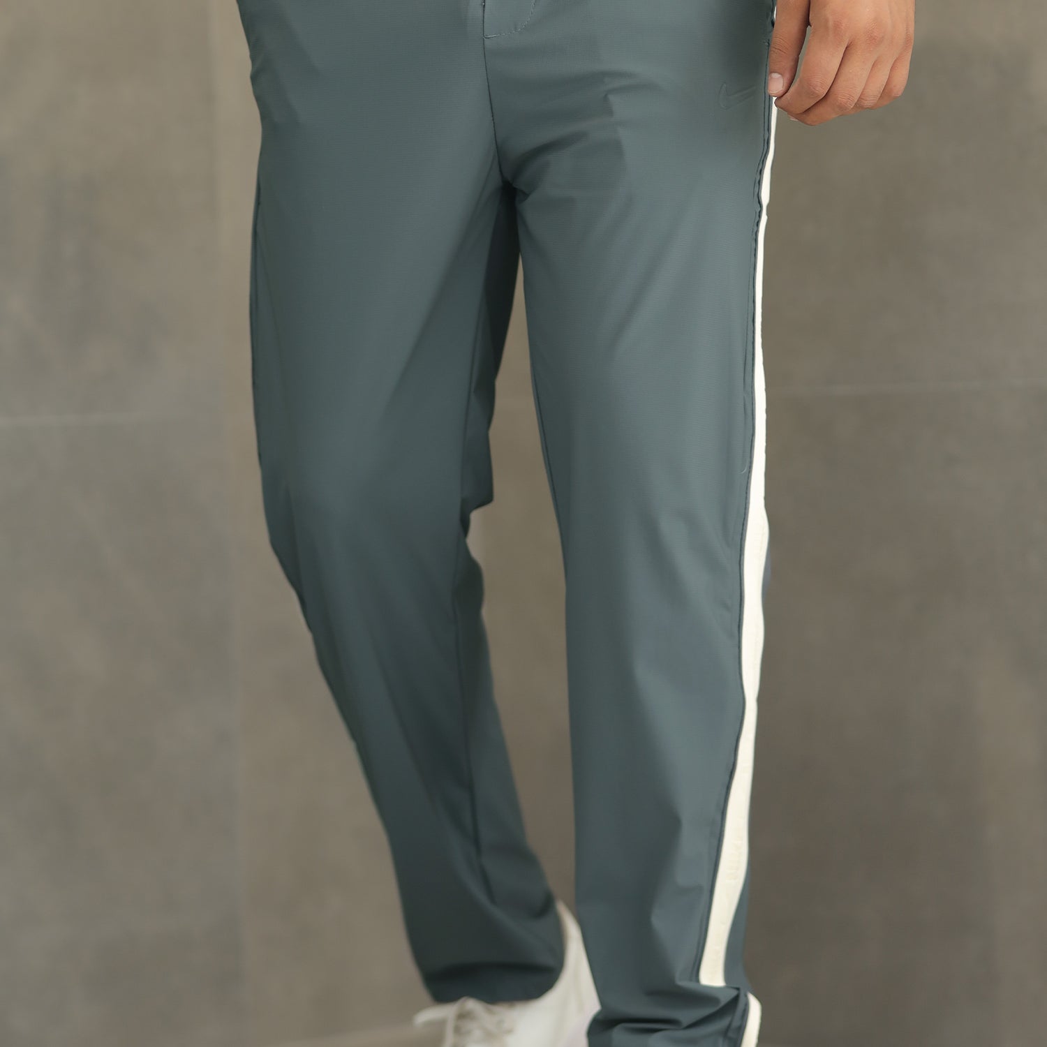 Men's Contrast Wide Side Stripe Slim-Fit Trouser