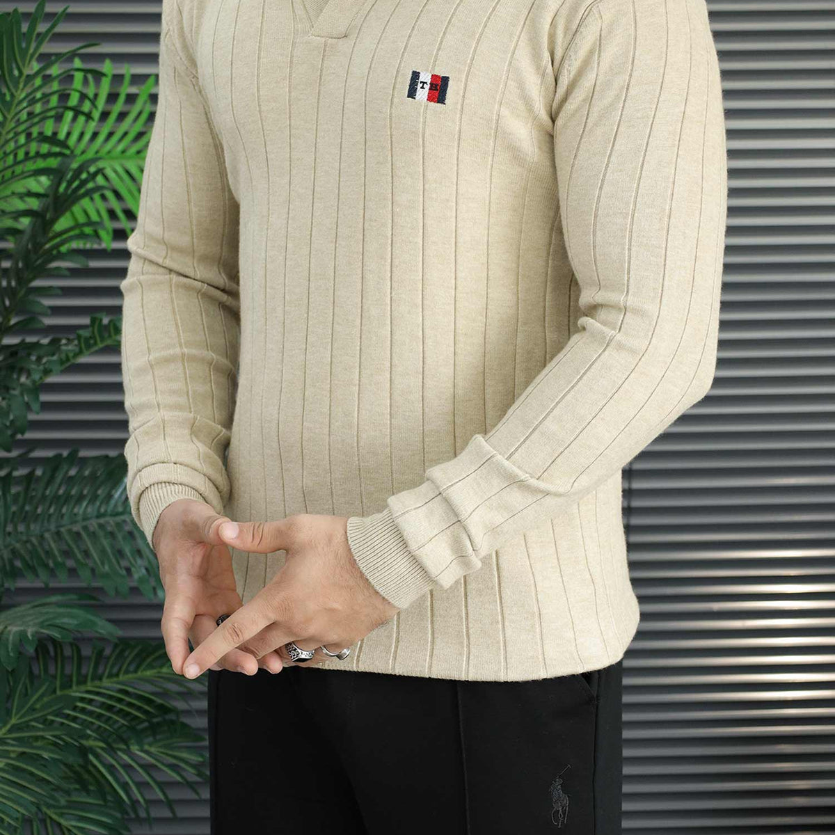 Turbo Open Johnny Collar Imported Men's Sweater
