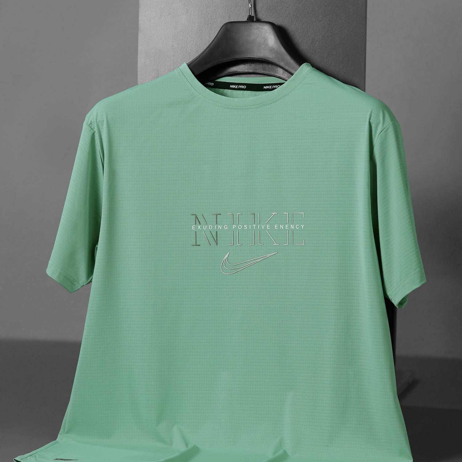 Nke Exuding Positive Energy Imp Dry-Fit Tee