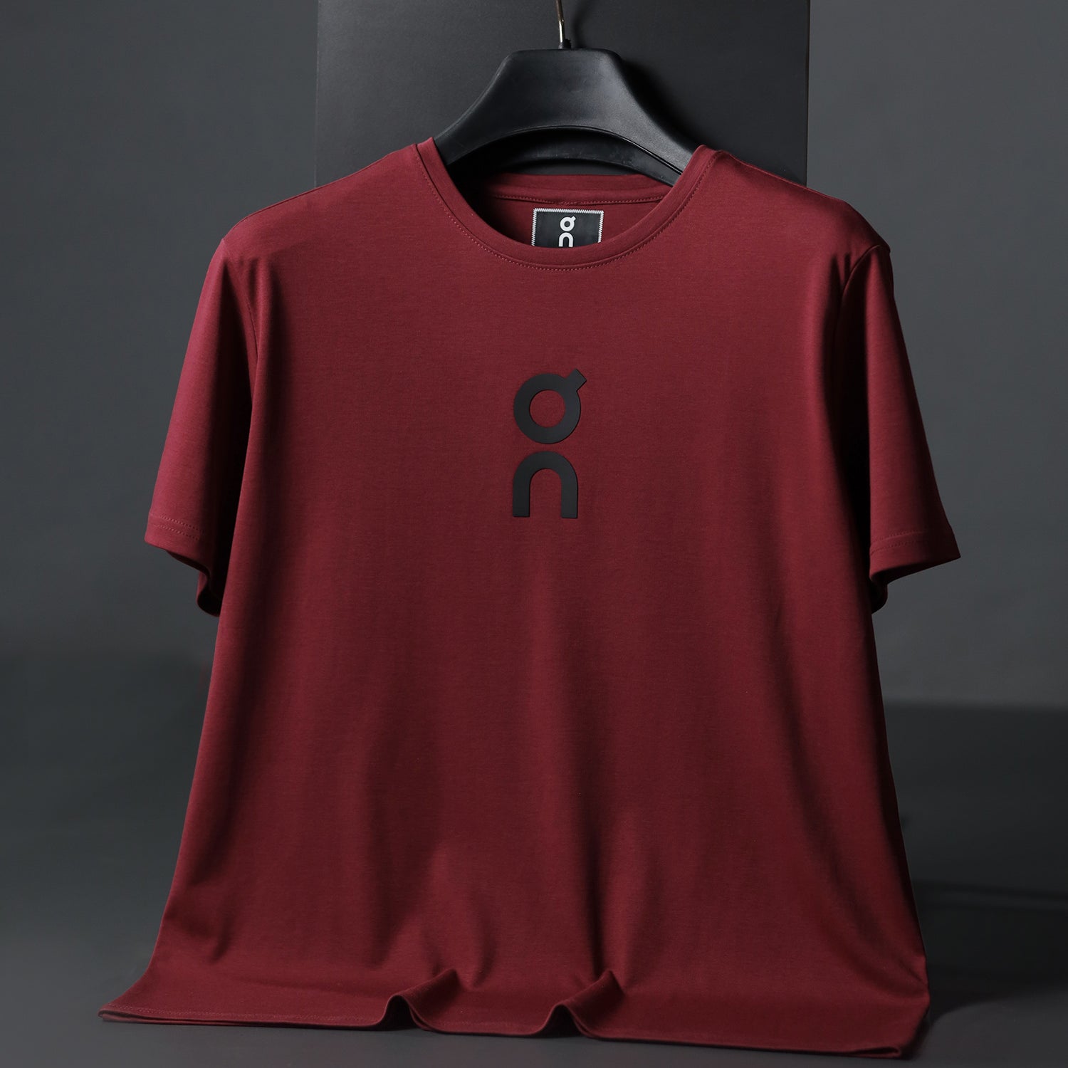 OnClub Running Graphic Men's Tee