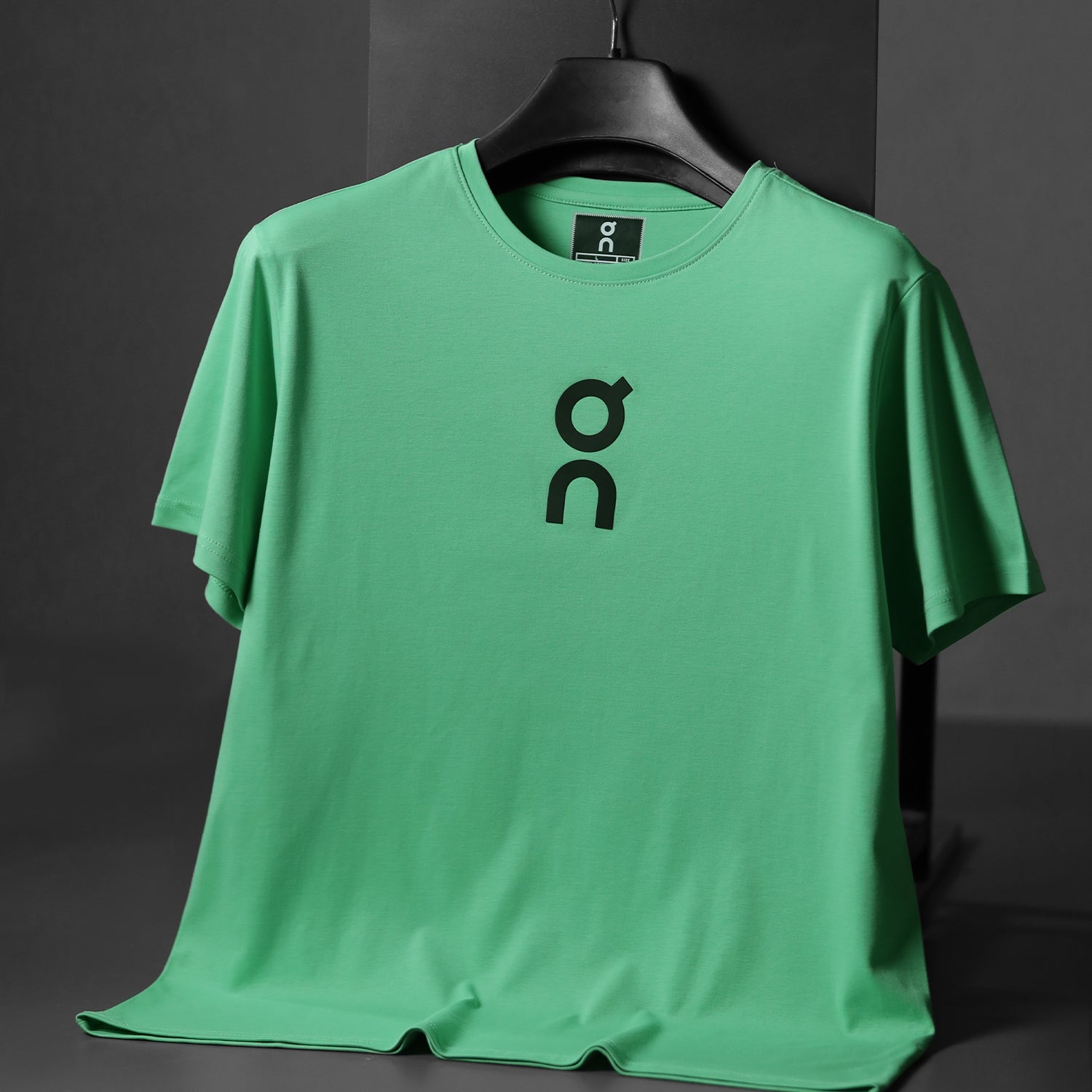 OnClub Running Graphic Men's Tee
