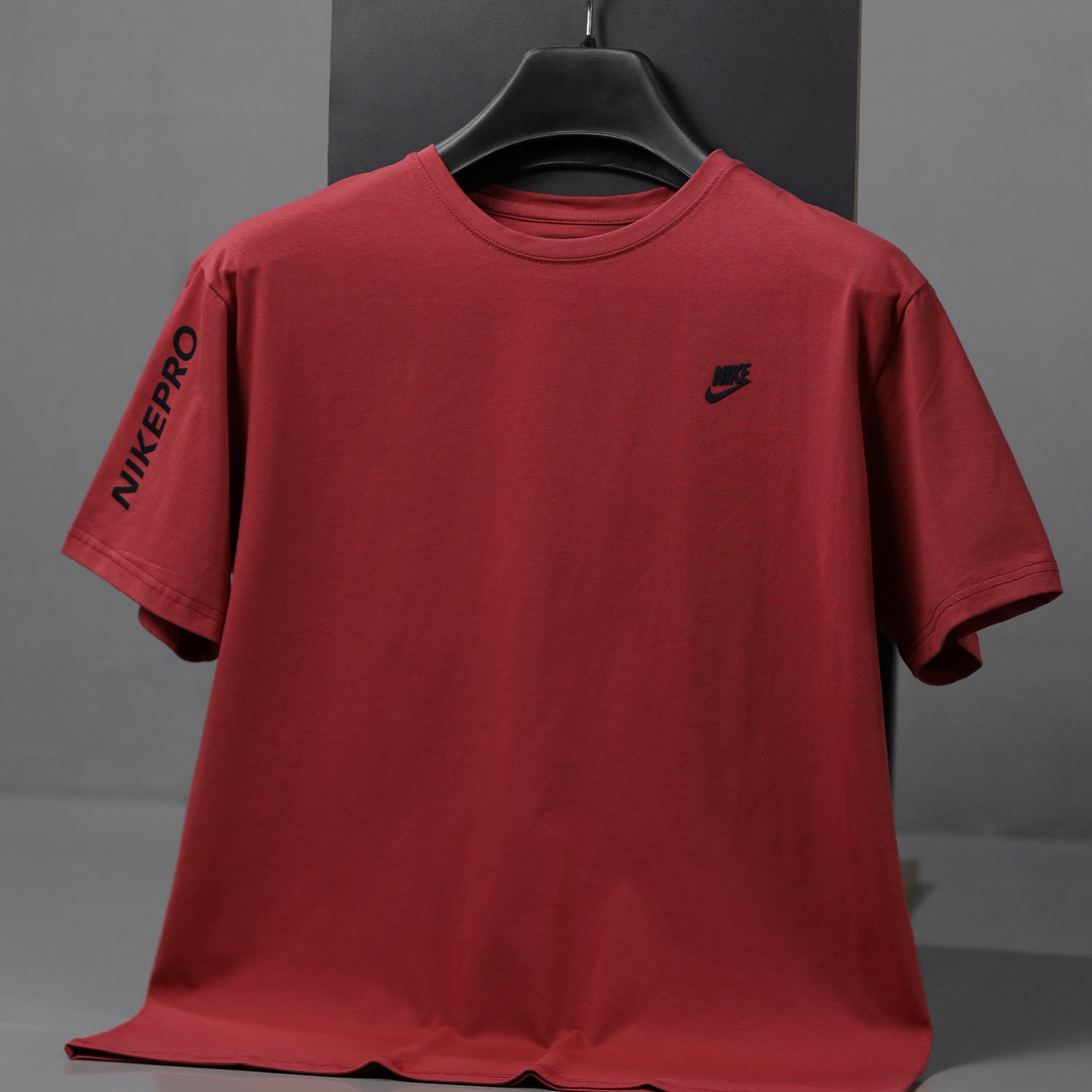 Nke Sportswear Premium Essential Men's Tee