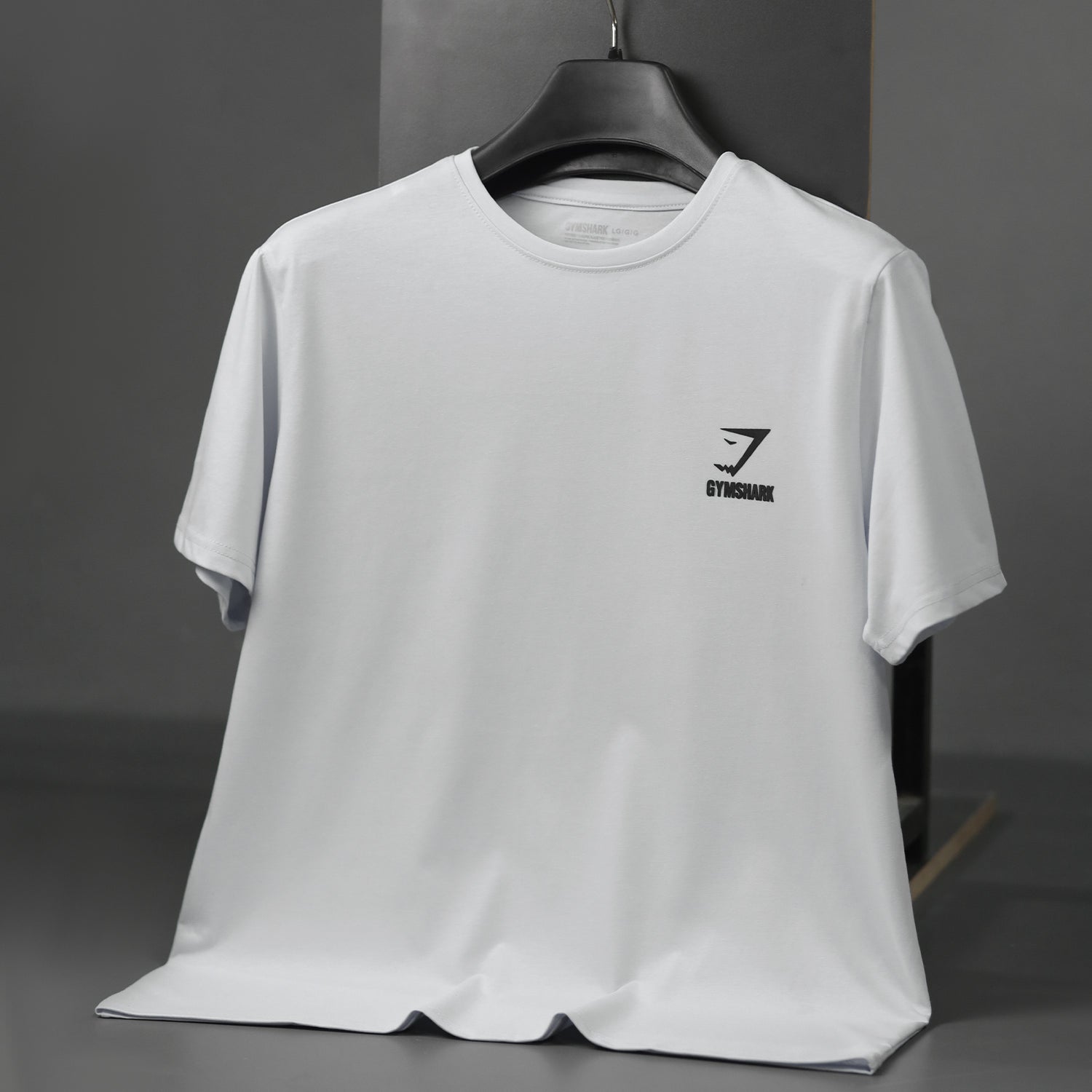 Gym Shrk Training Heritage Men's Tee