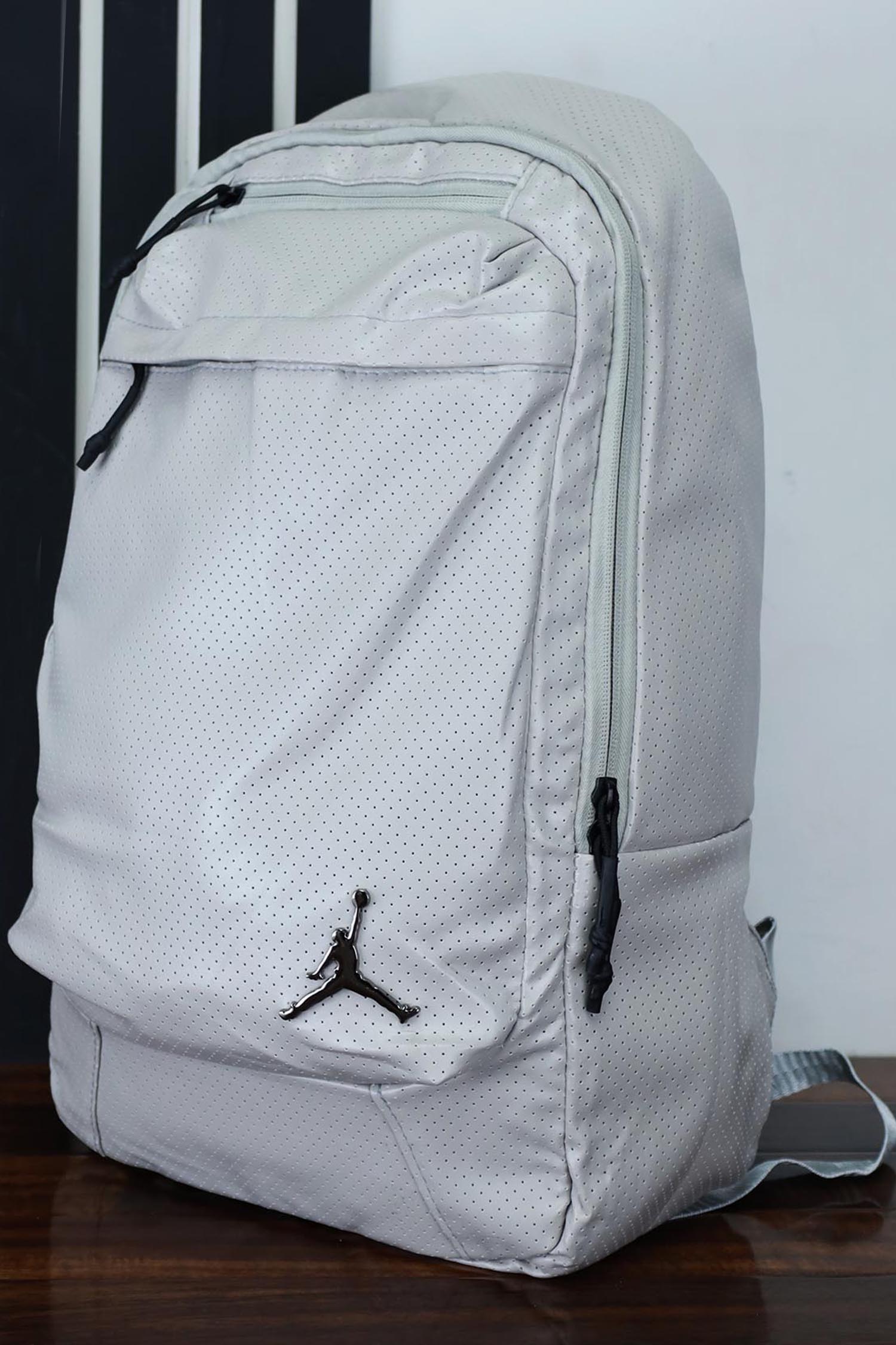 Jrdn Front Logo Backpack In Moss Creem